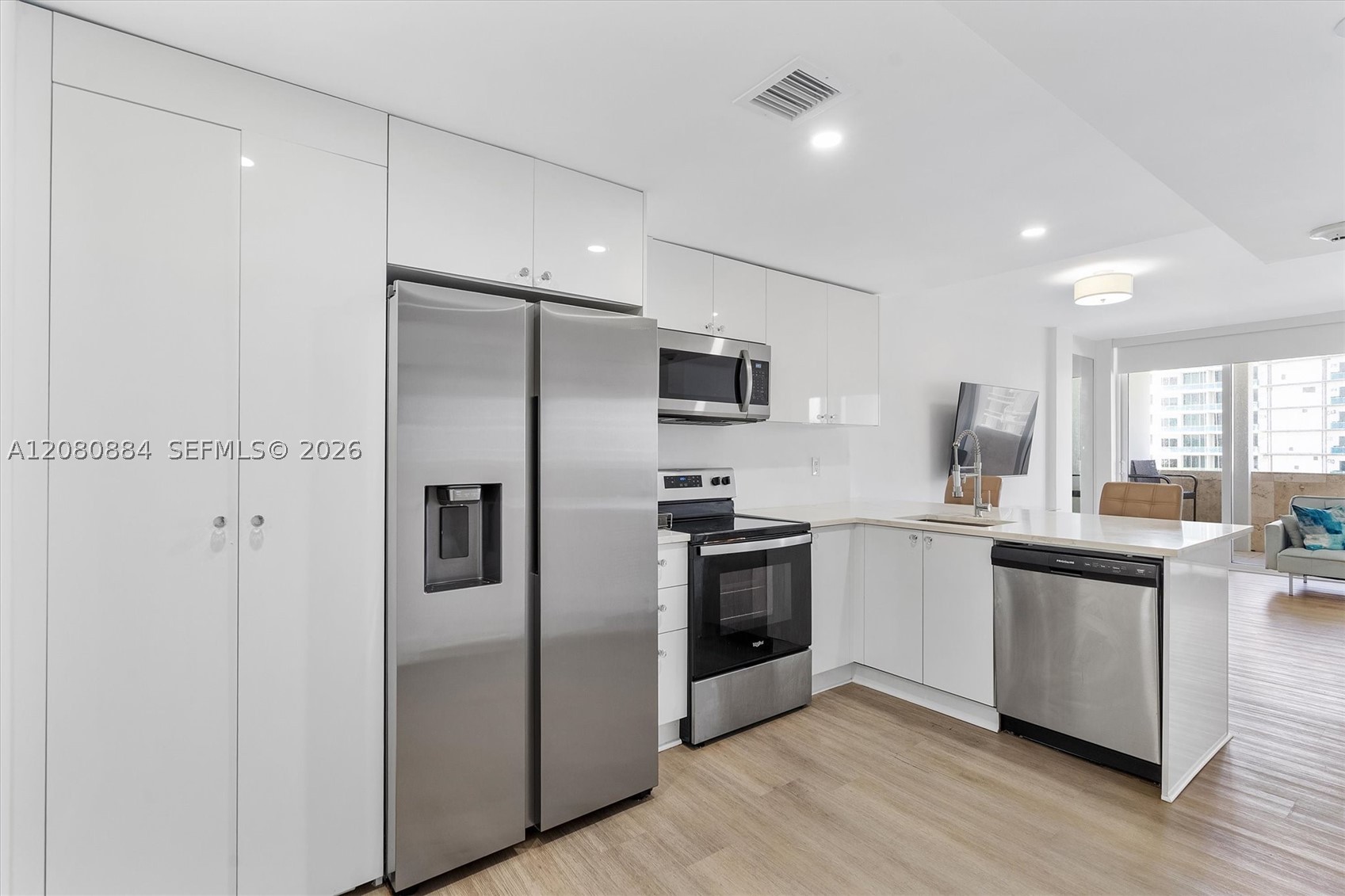 10275 Collins Ave #PH 1502, Bal Harbour FL 33154