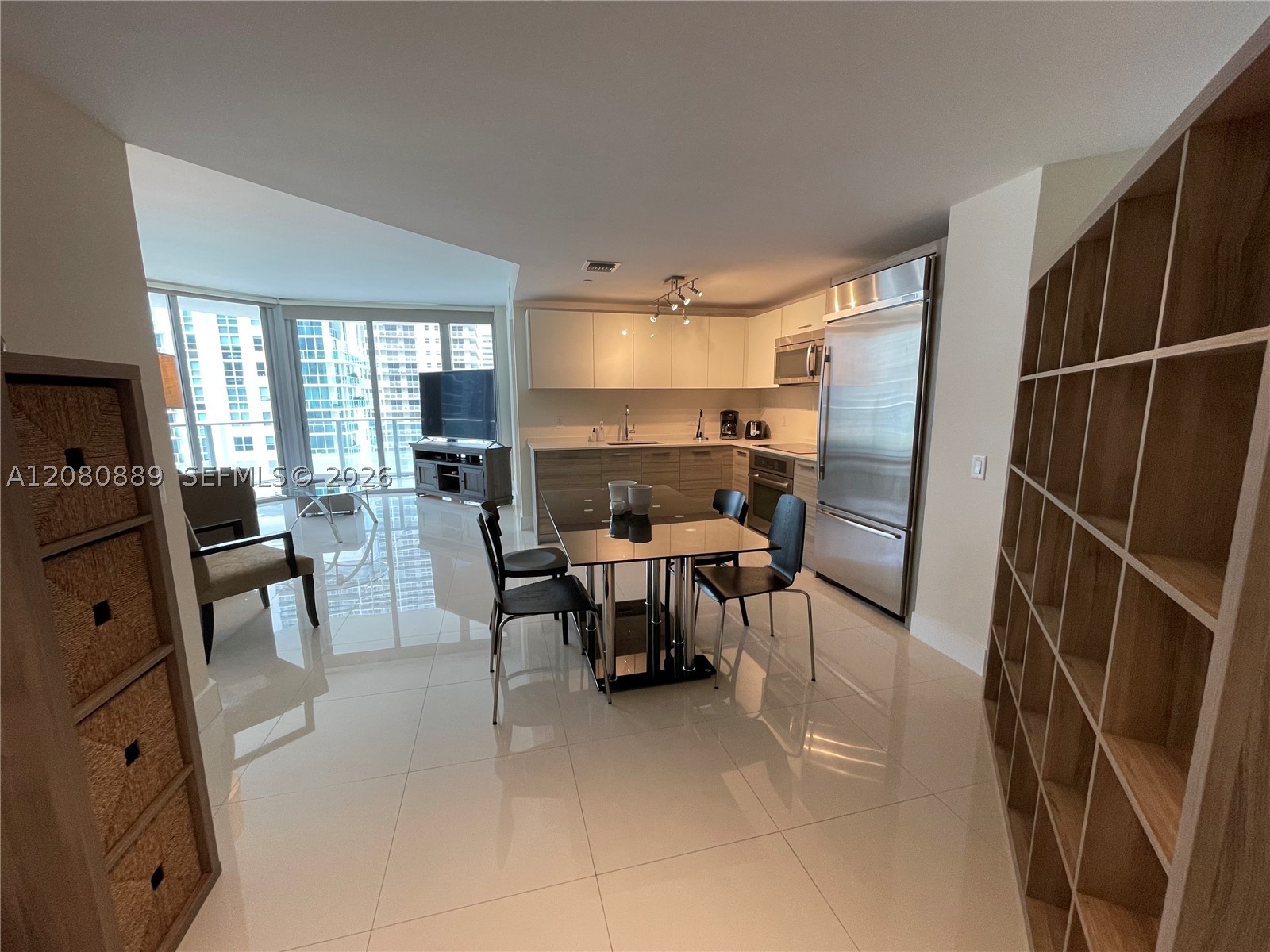 1300 Brickell Bay Dr #2010, Miami FL 33131