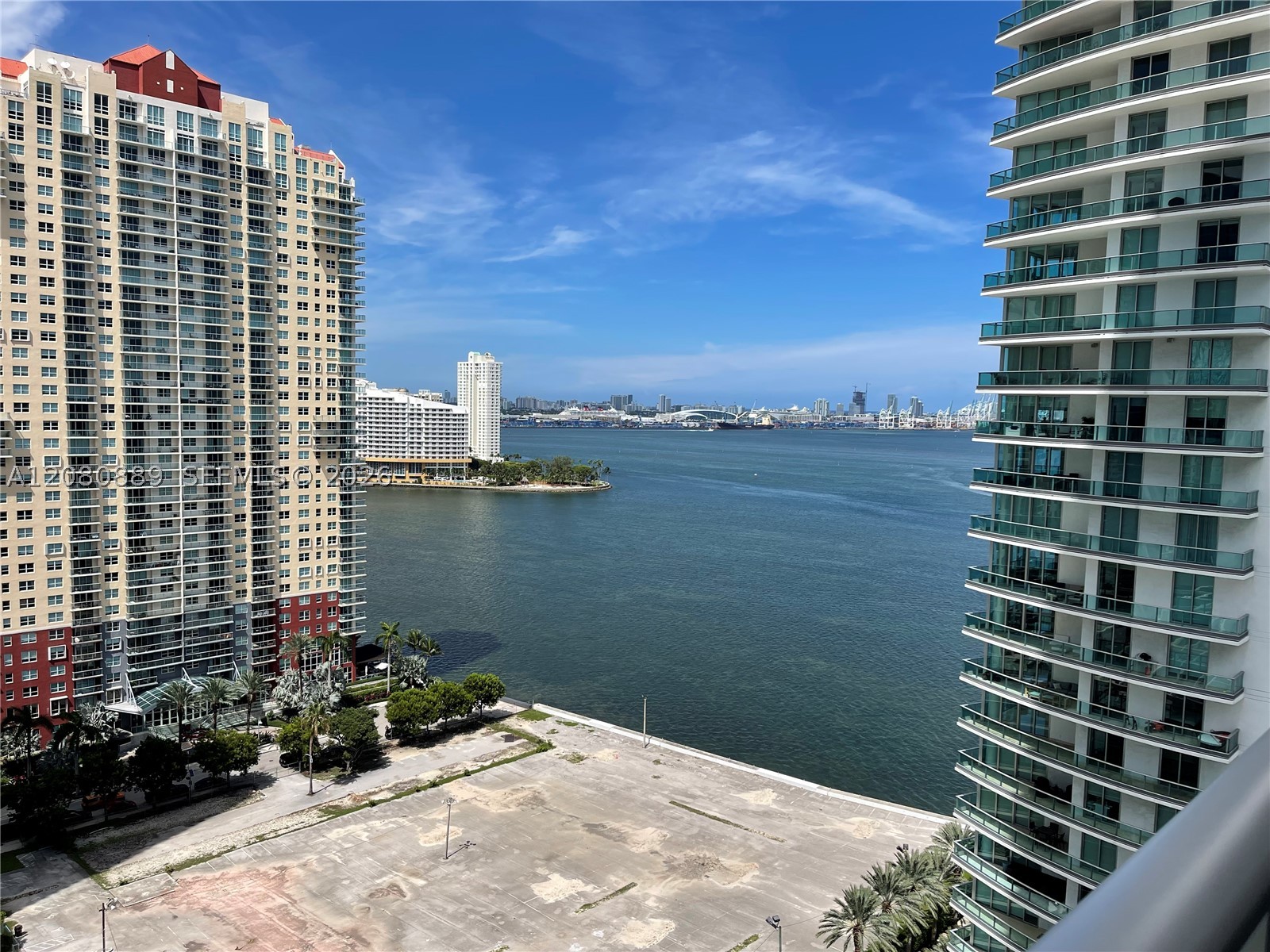 1300 Brickell Bay Dr #2010, Miami FL 33131