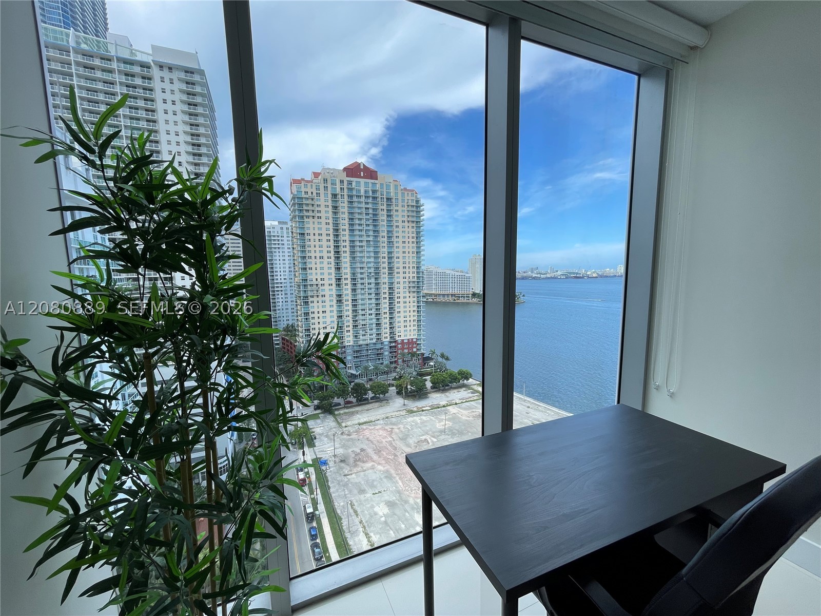 1300 Brickell Bay Dr #2010, Miami FL 33131