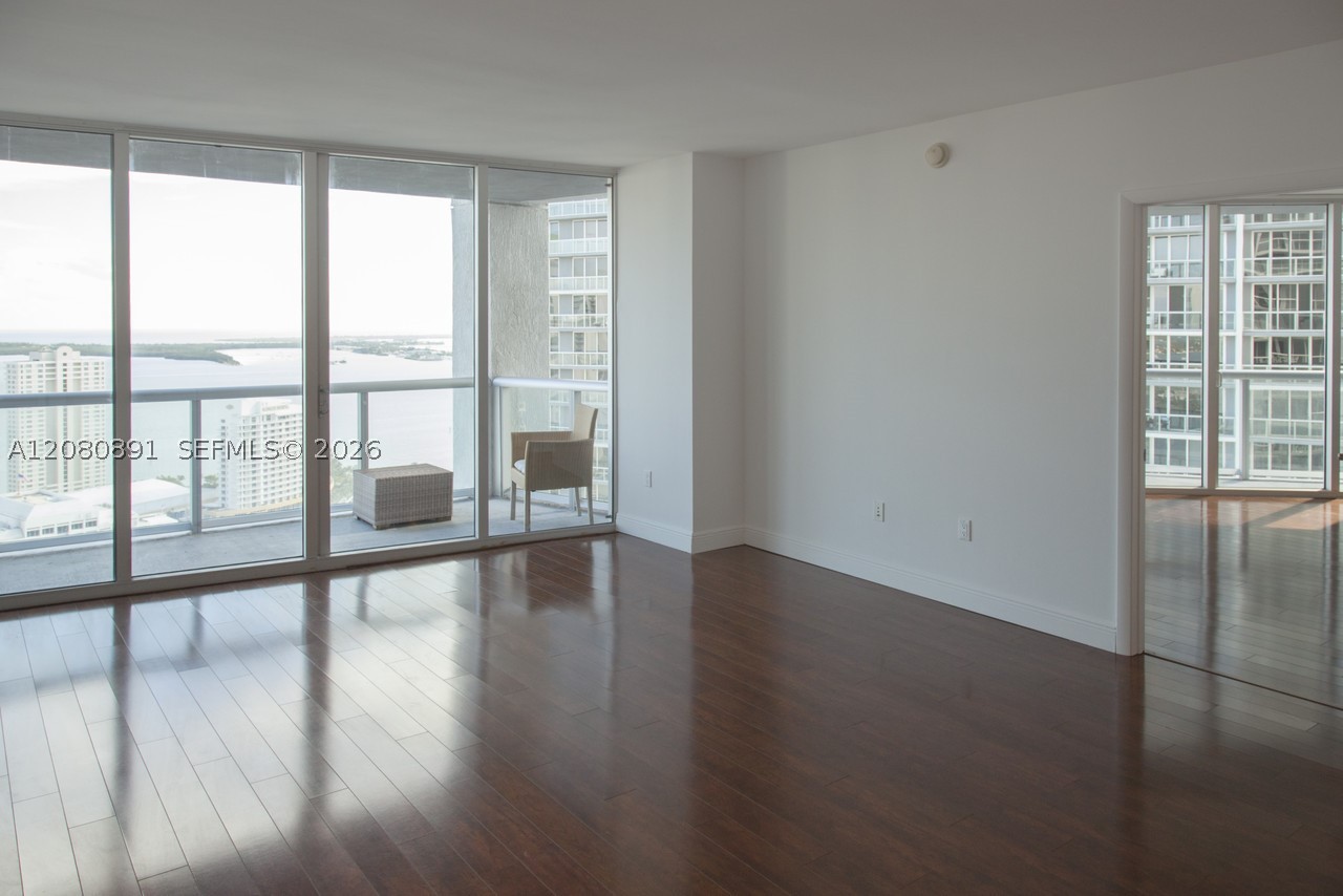475 Brickell Ave #3507, Miami FL 33131