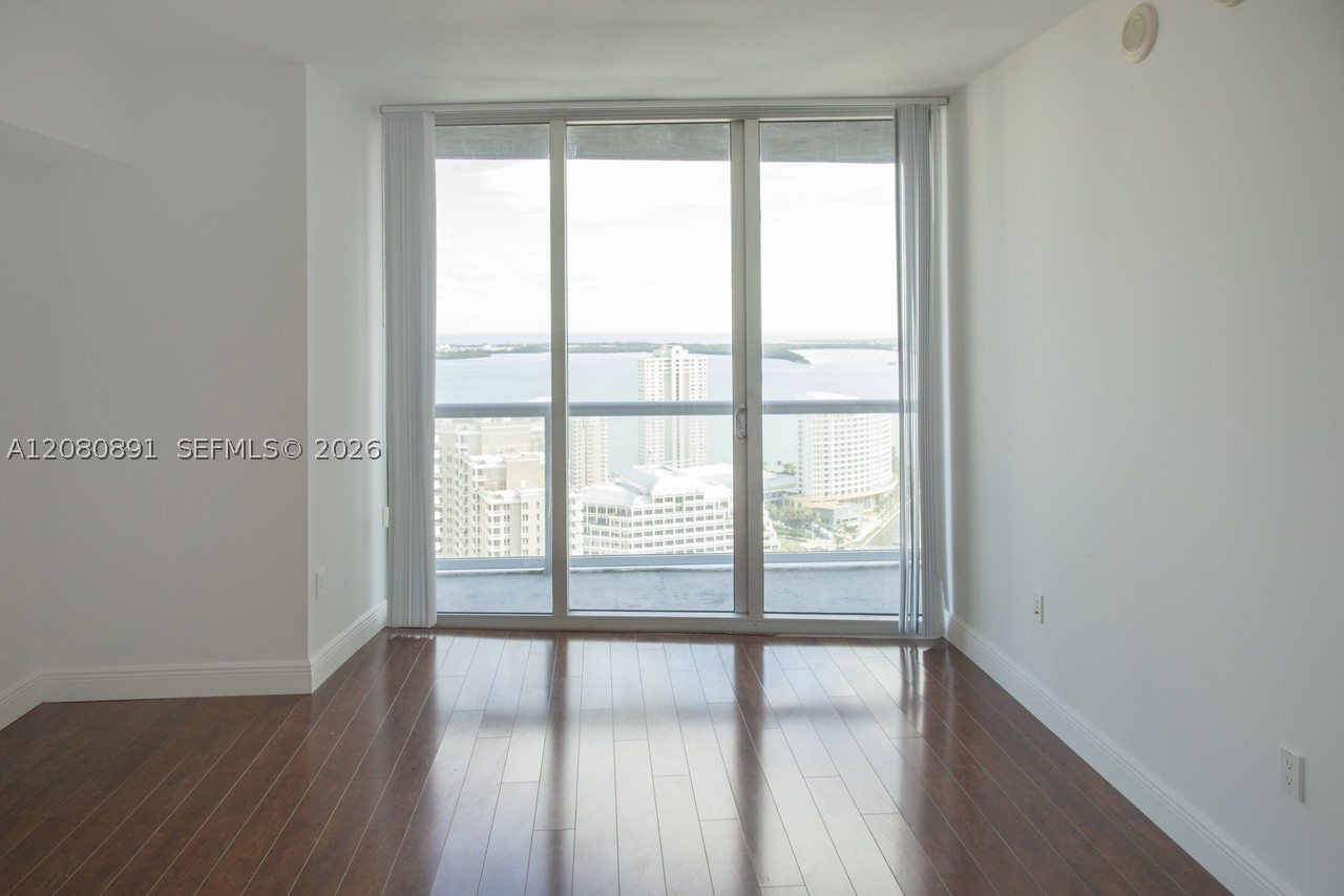 475 Brickell Ave #3507, Miami FL 33131