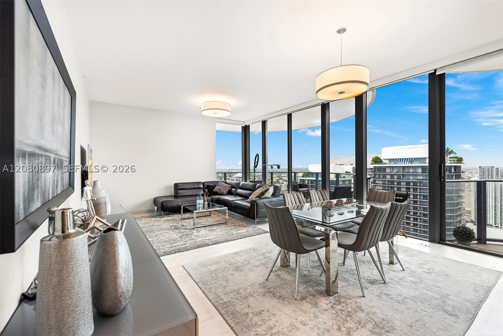 1000 Brickell Plz #PH5307, Miami FL 33131