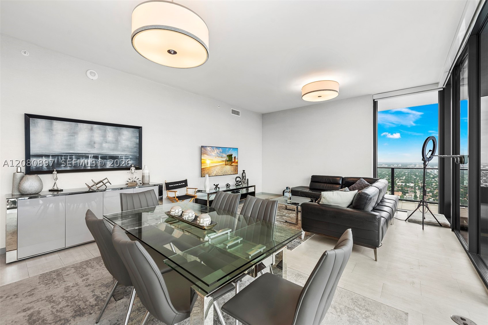 1000 Brickell Plz #PH5307, Miami FL 33131