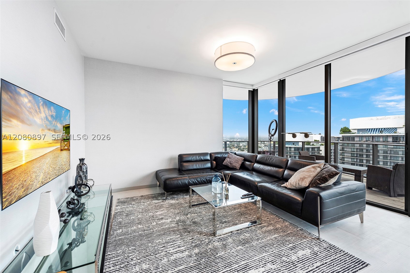 1000 Brickell Plz #PH5307, Miami FL 33131