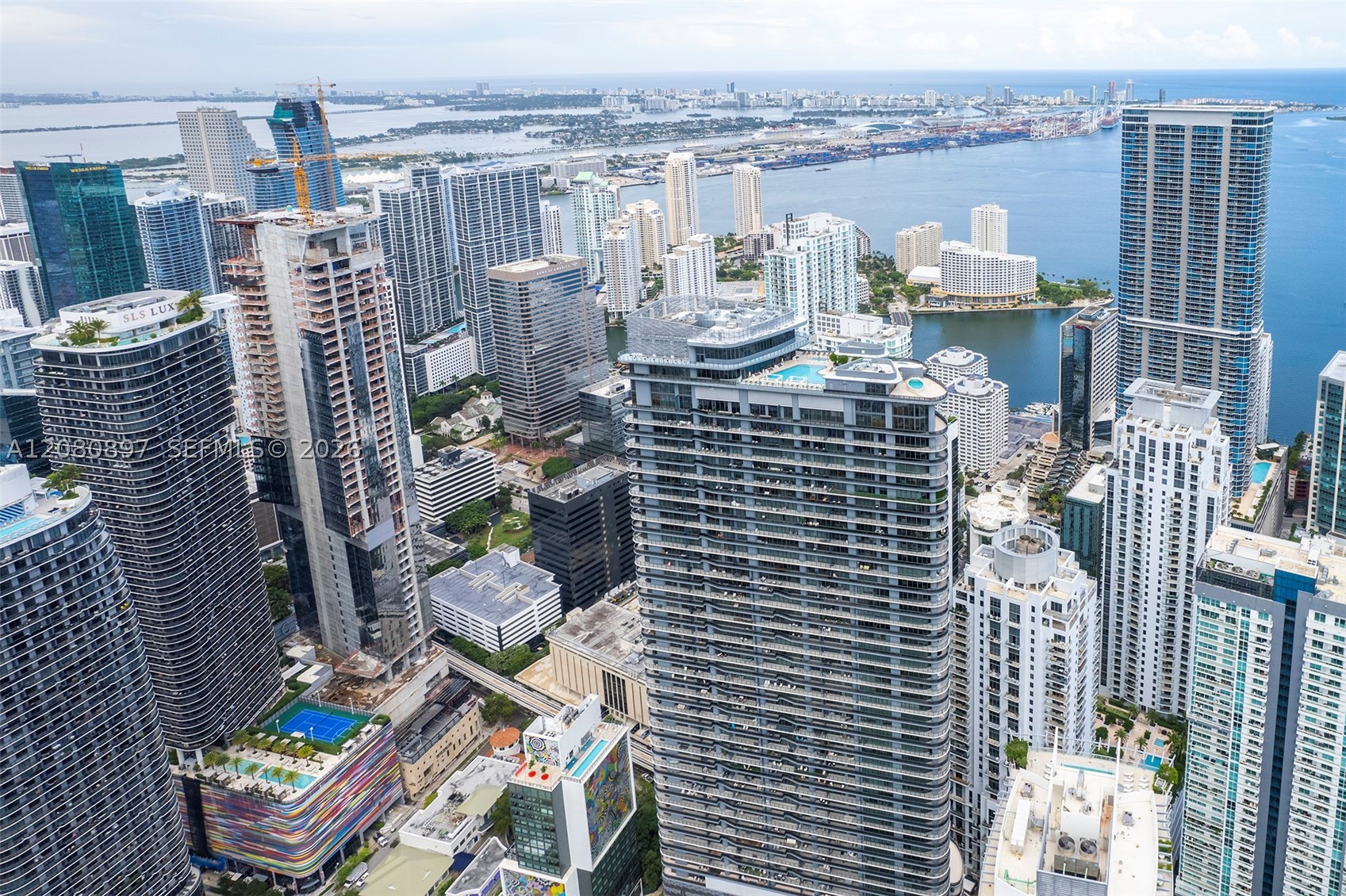 1000 Brickell Plz #PH5307, Miami FL 33131