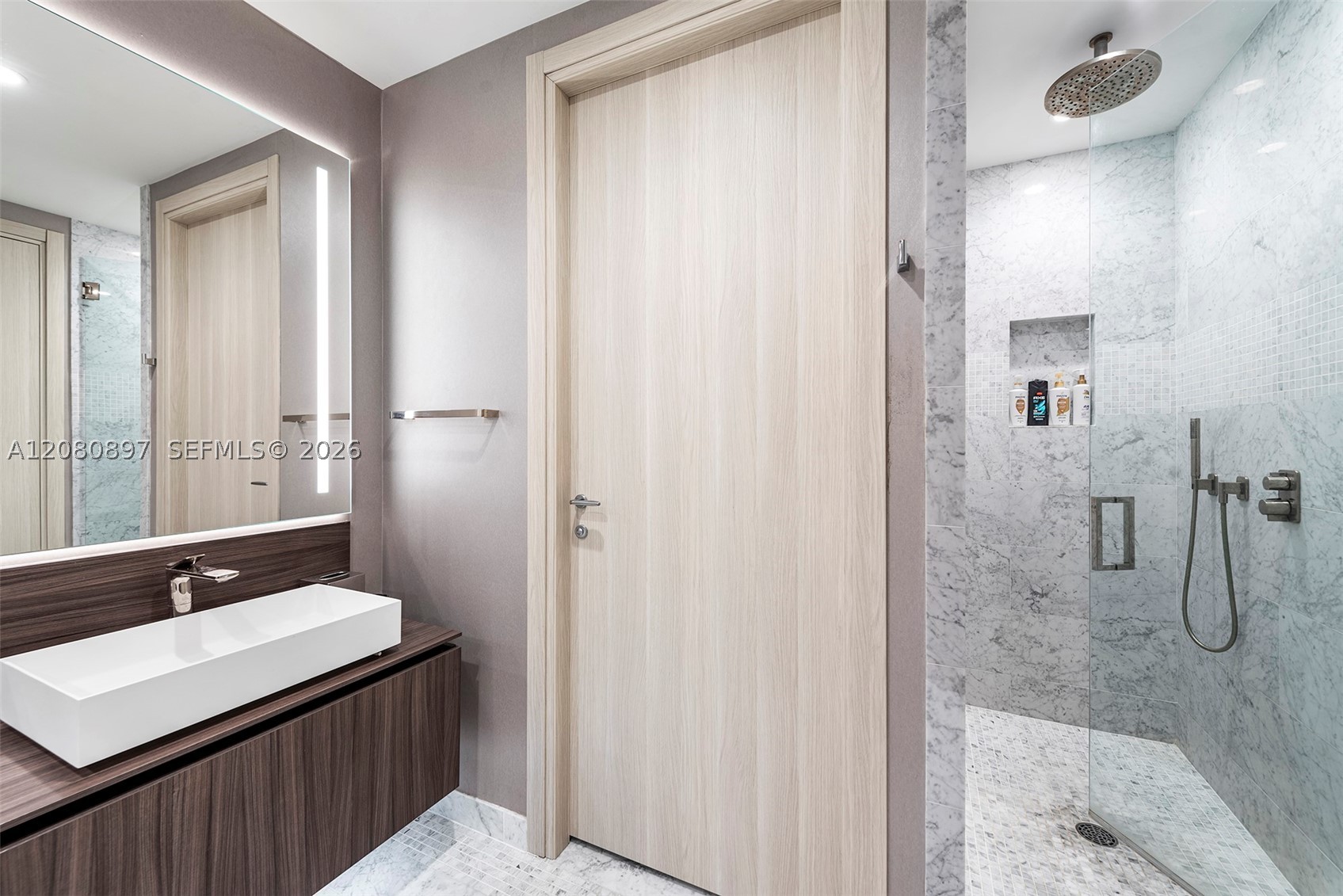 1000 Brickell Plz #PH5307, Miami FL 33131