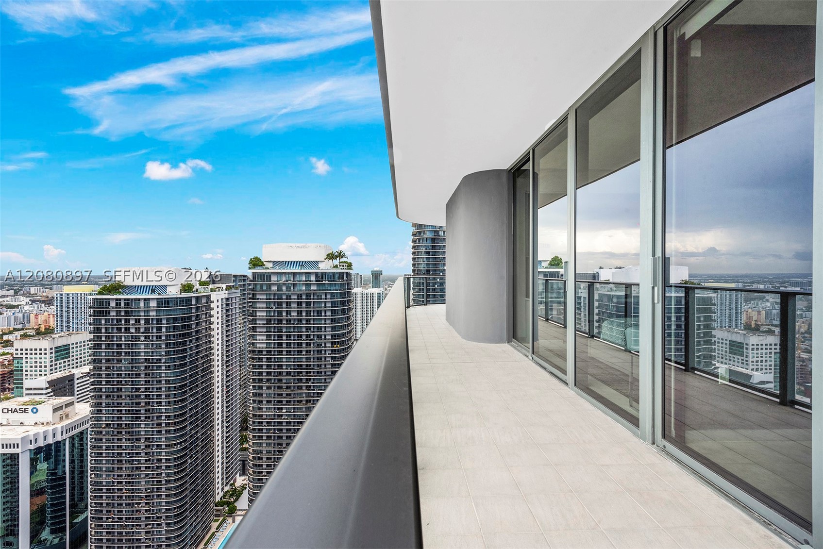 1000 Brickell Plz #PH5307, Miami FL 33131