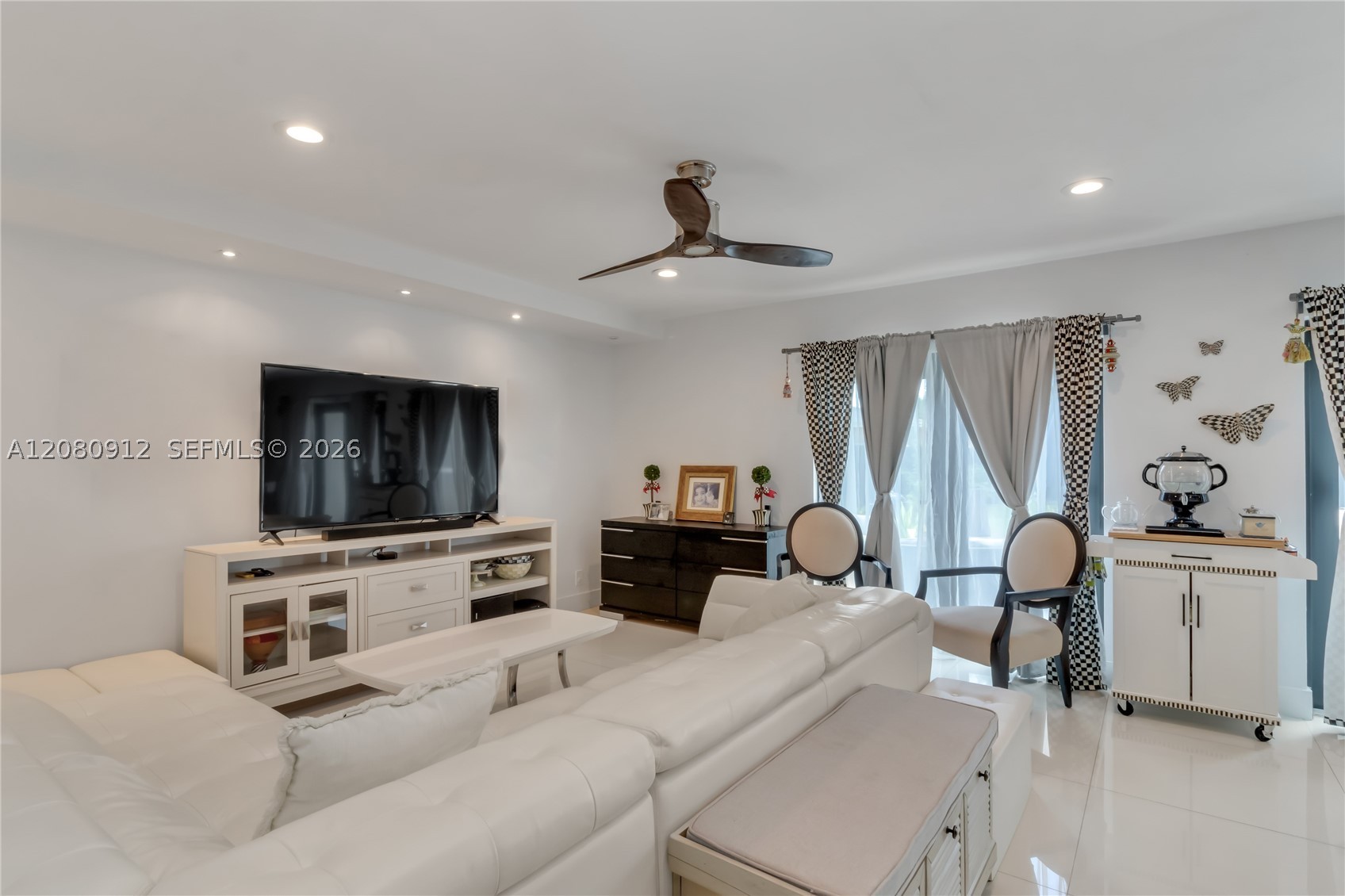6353 SW 29th St #0, Miami FL 33155