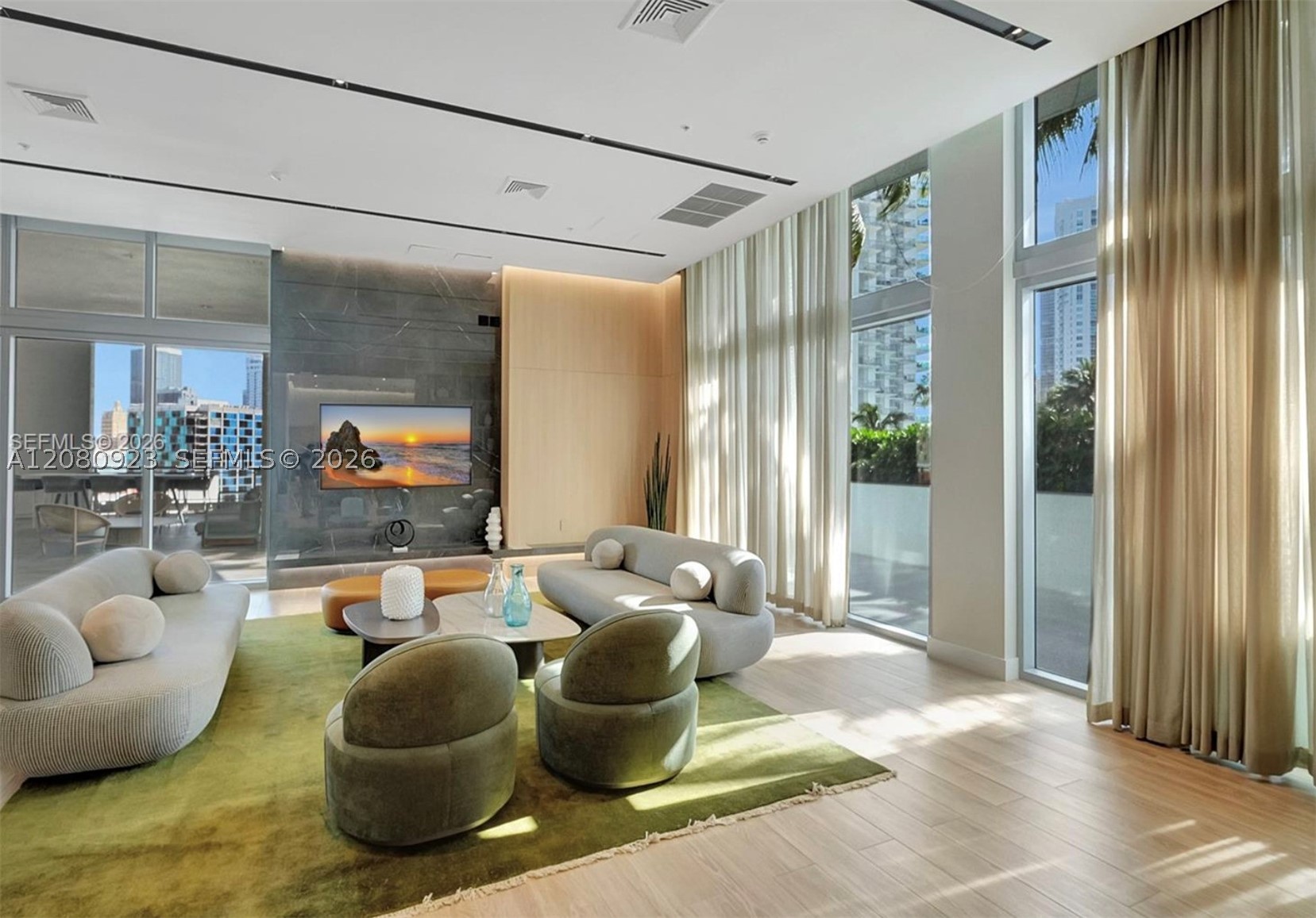 90 SW 3rd St #2210, Miami FL 33130