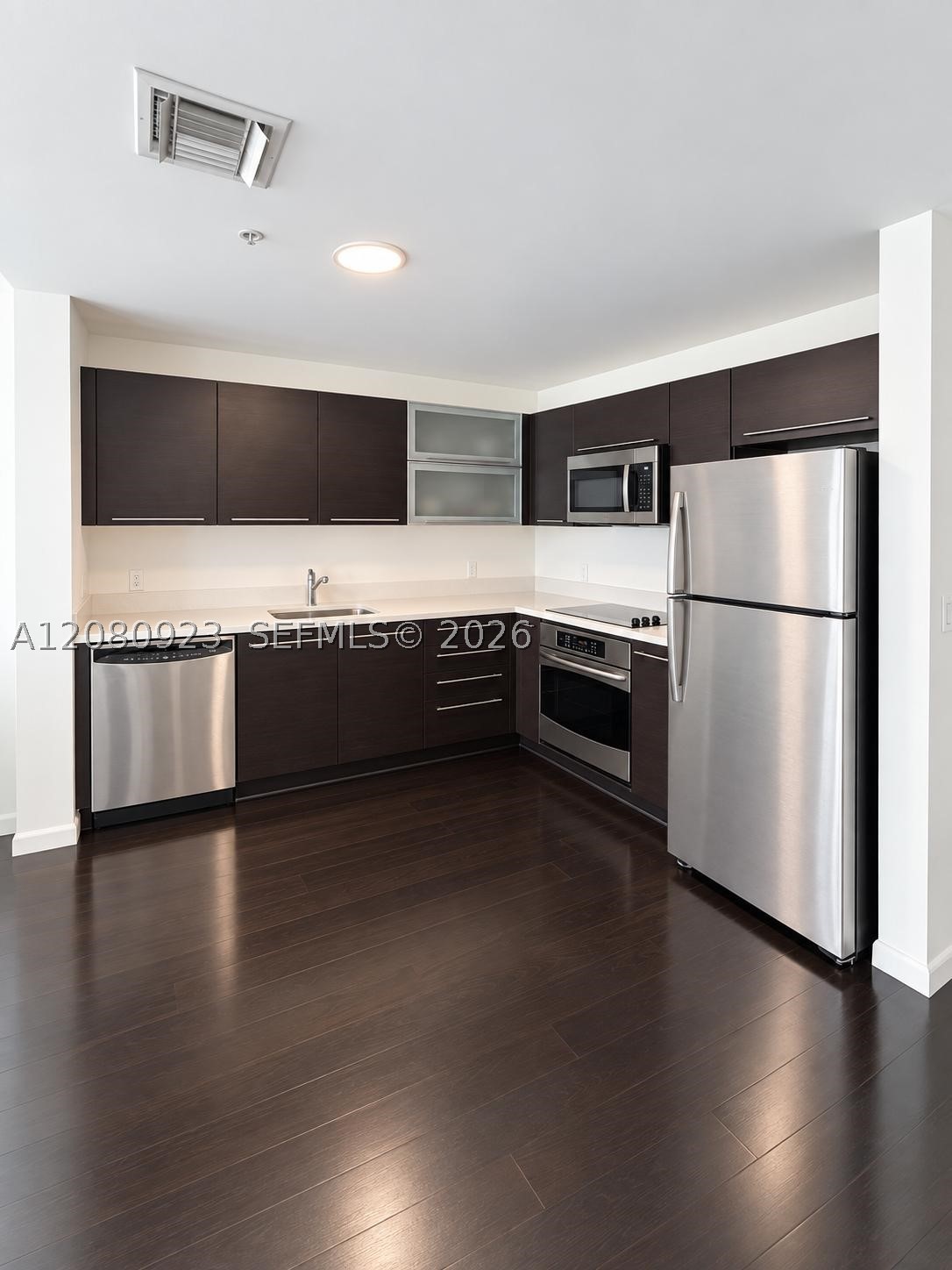 90 SW 3rd St #2210, Miami FL 33130
