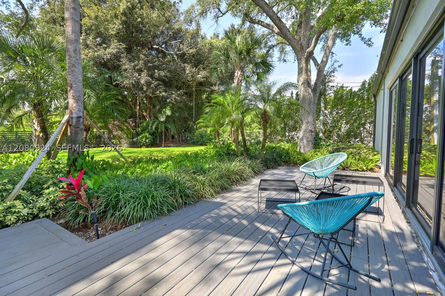 6121 SW 104th St, Pinecrest FL 33156