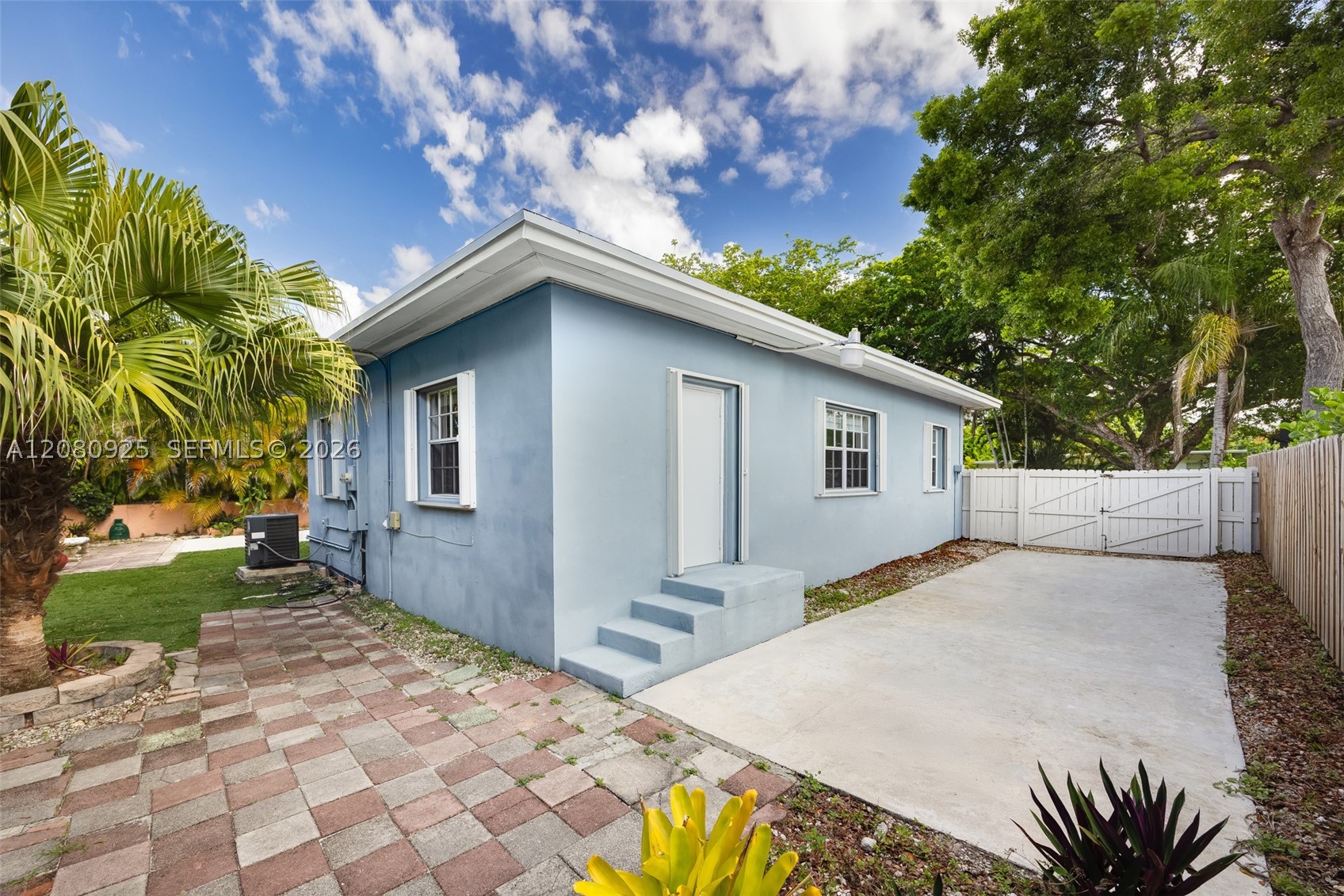 5960 SW 46th Ter, Miami FL 33155