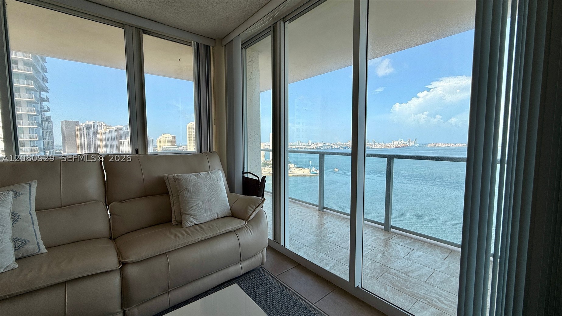 1155 Brickell Bay Dr #2310, Miami FL 33131