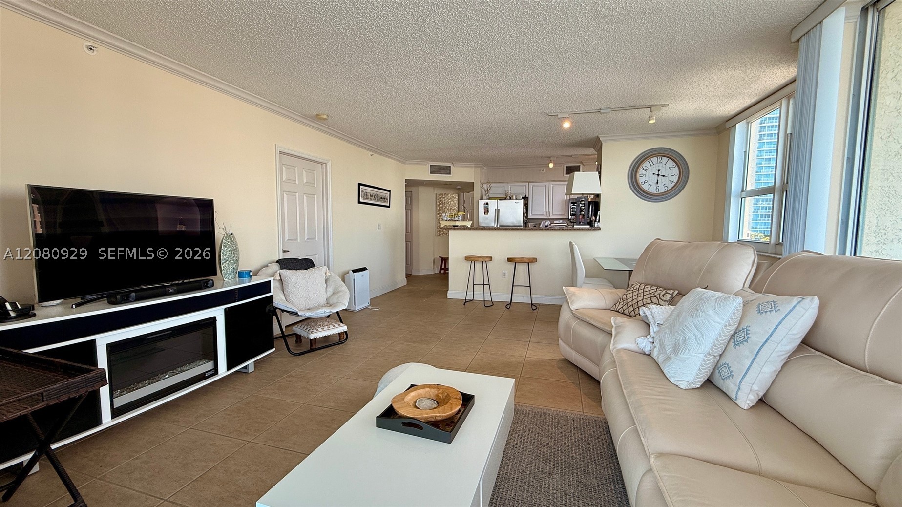 1155 Brickell Bay Dr #2310, Miami FL 33131