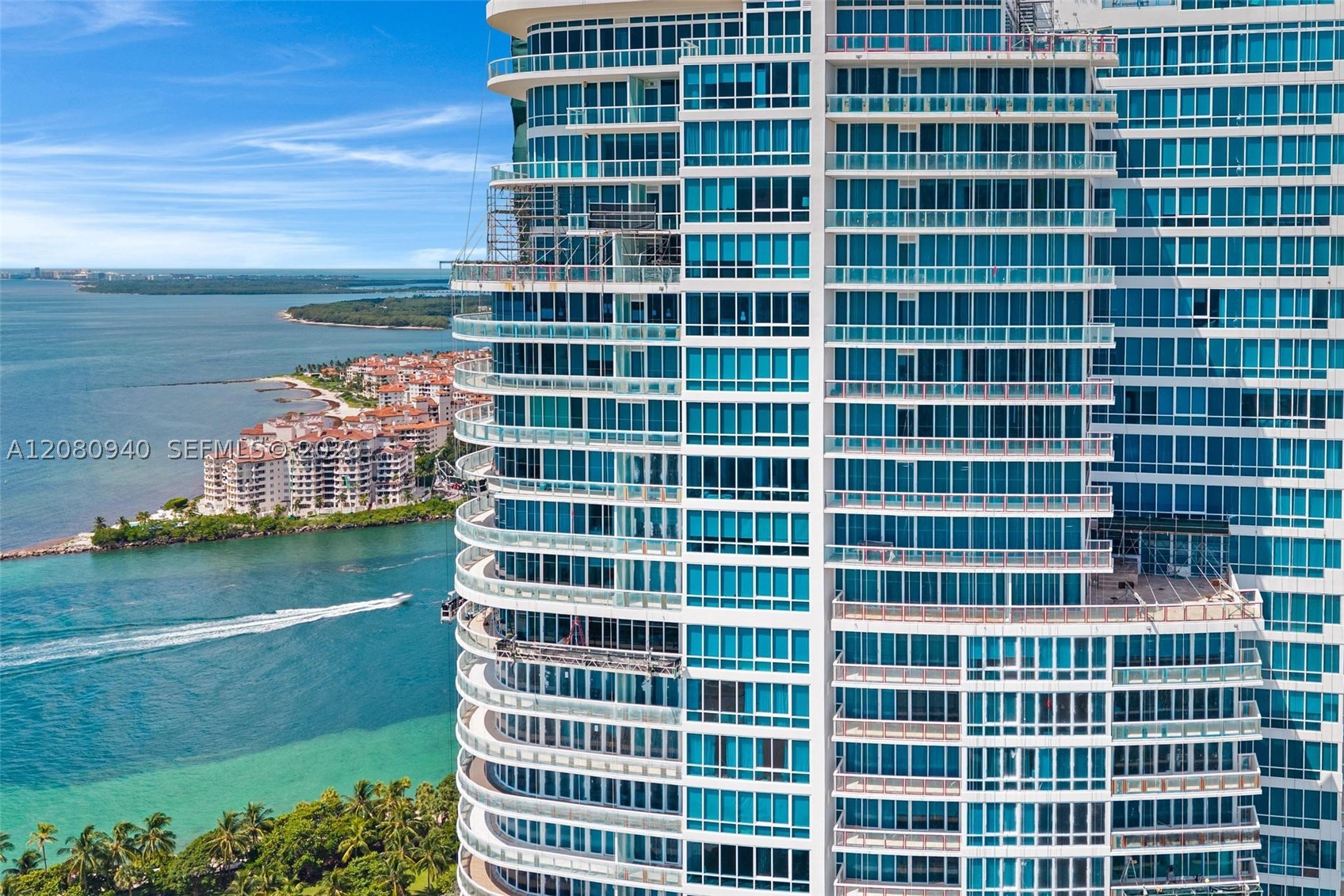 100 S Pointe Dr #1709, Miami Beach FL 33139