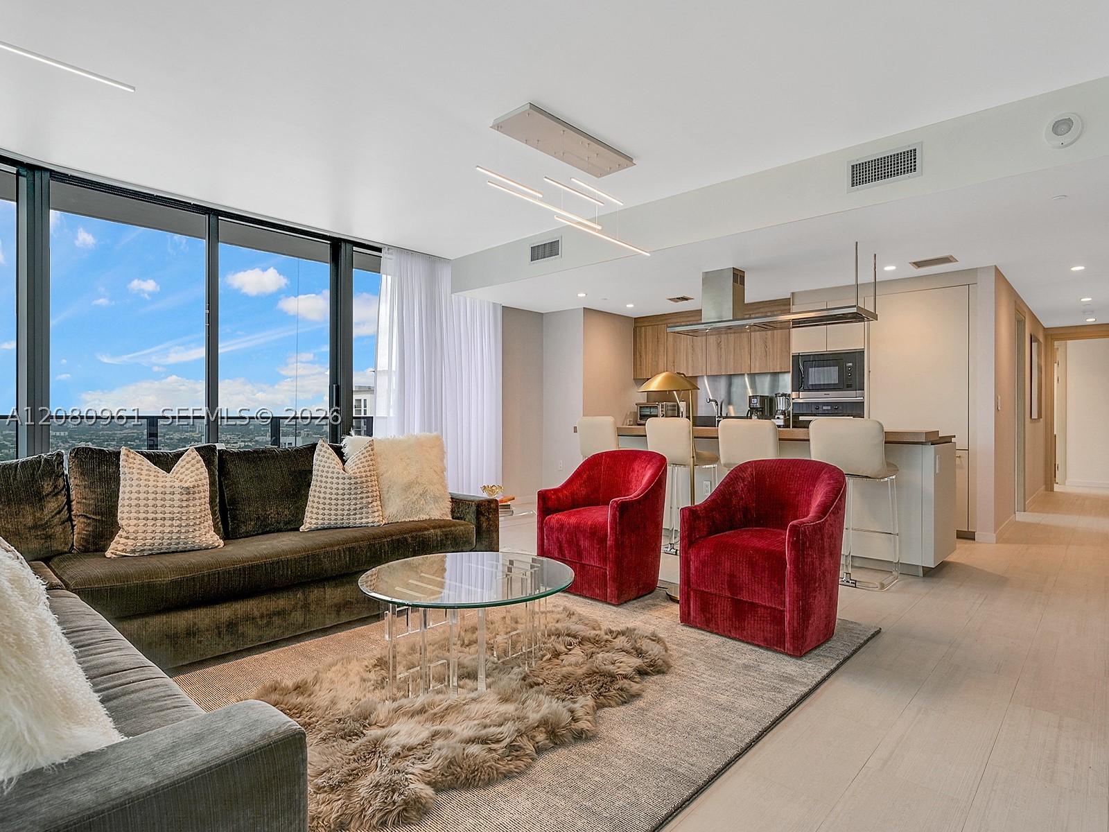 1000 Brickell Plz #3402, Miami FL 33131