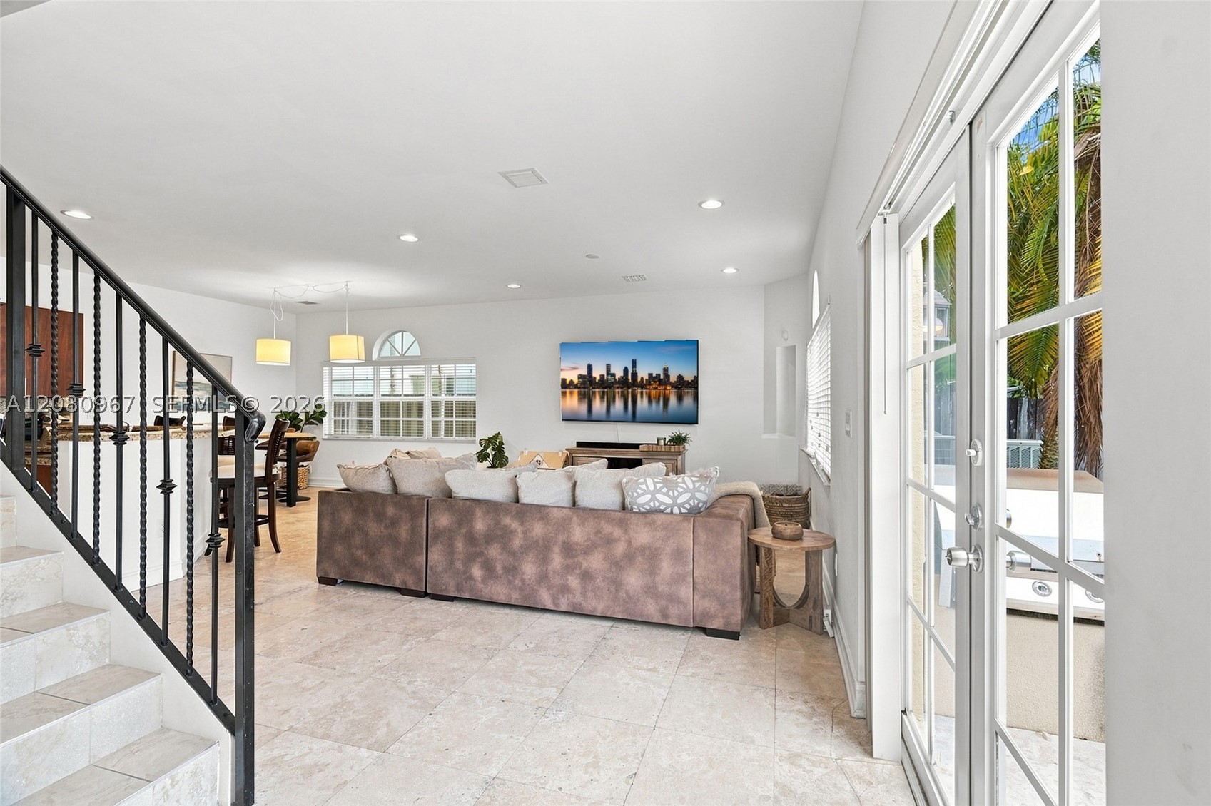 913 SW 8th St #2, Fort Lauderdale FL 33315