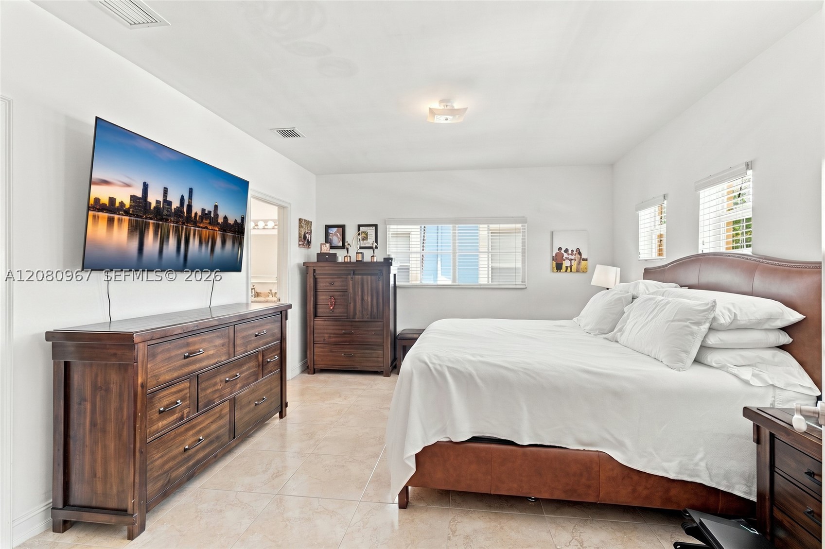 913 SW 8th St #2, Fort Lauderdale FL 33315