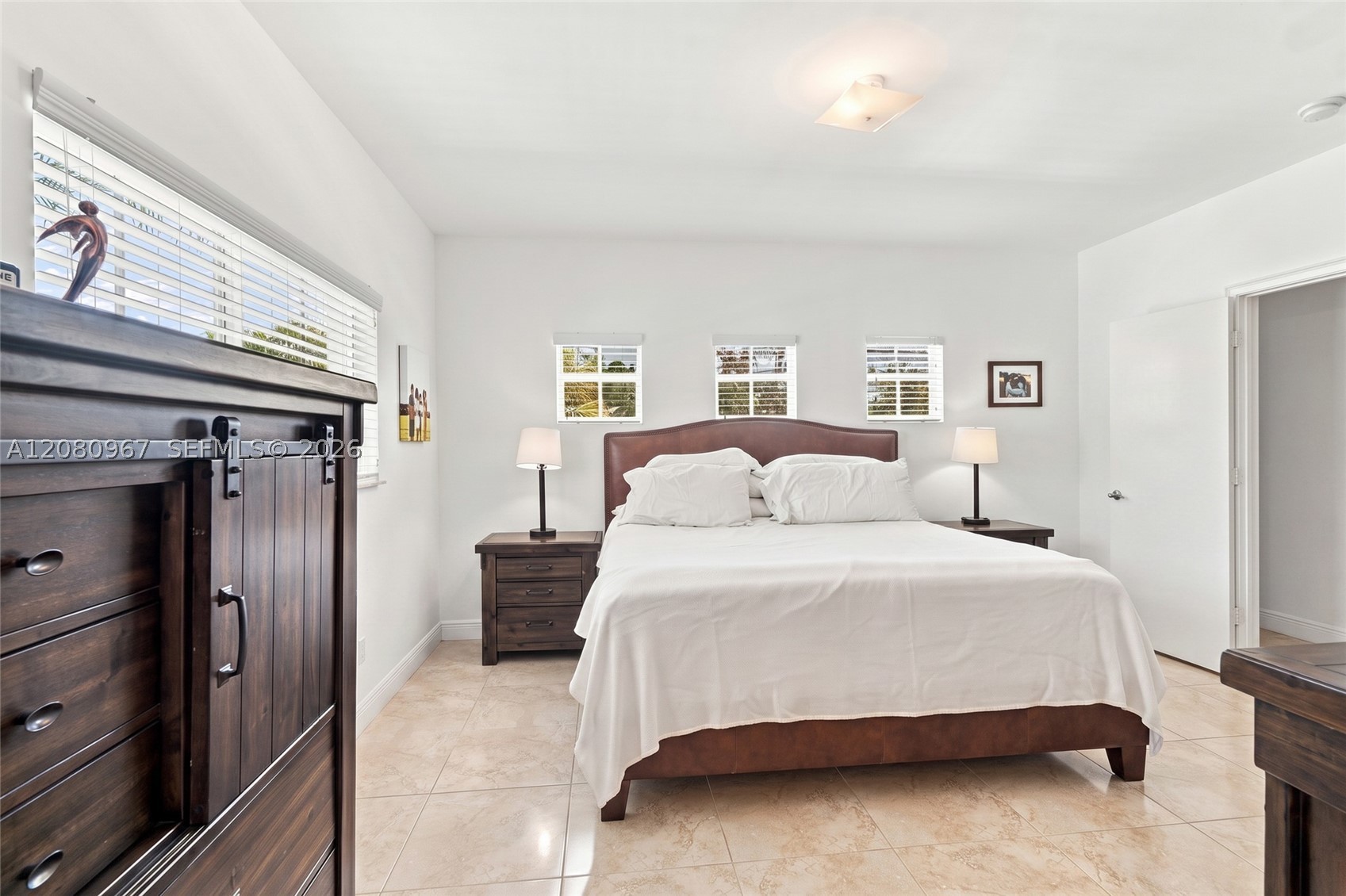 913 SW 8th St #2, Fort Lauderdale FL 33315