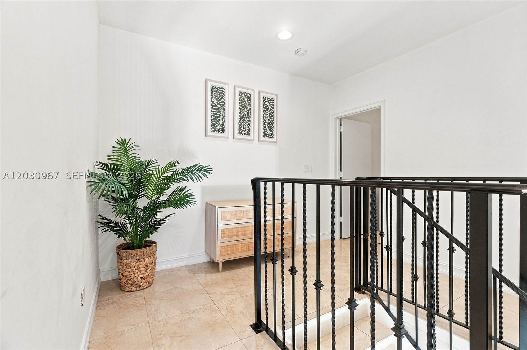 913 SW 8th St #2, Fort Lauderdale FL 33315