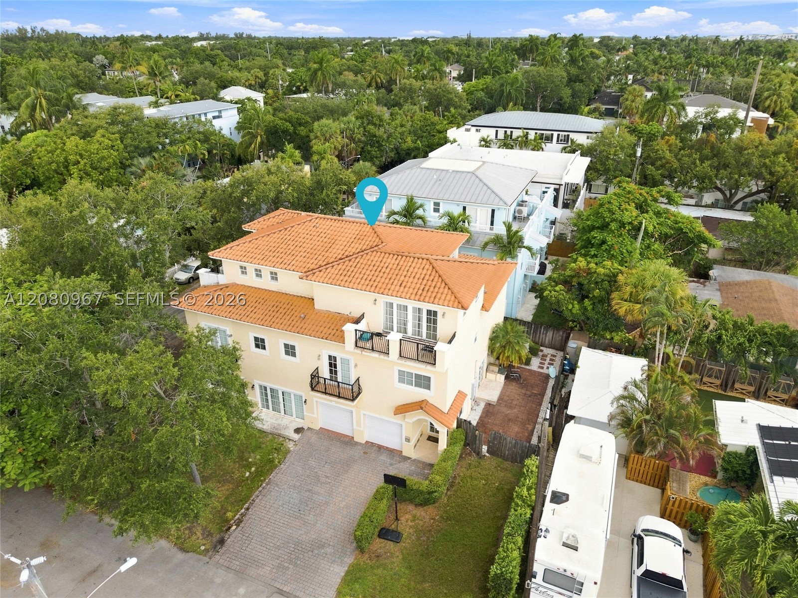 913 SW 8th St #2, Fort Lauderdale FL 33315