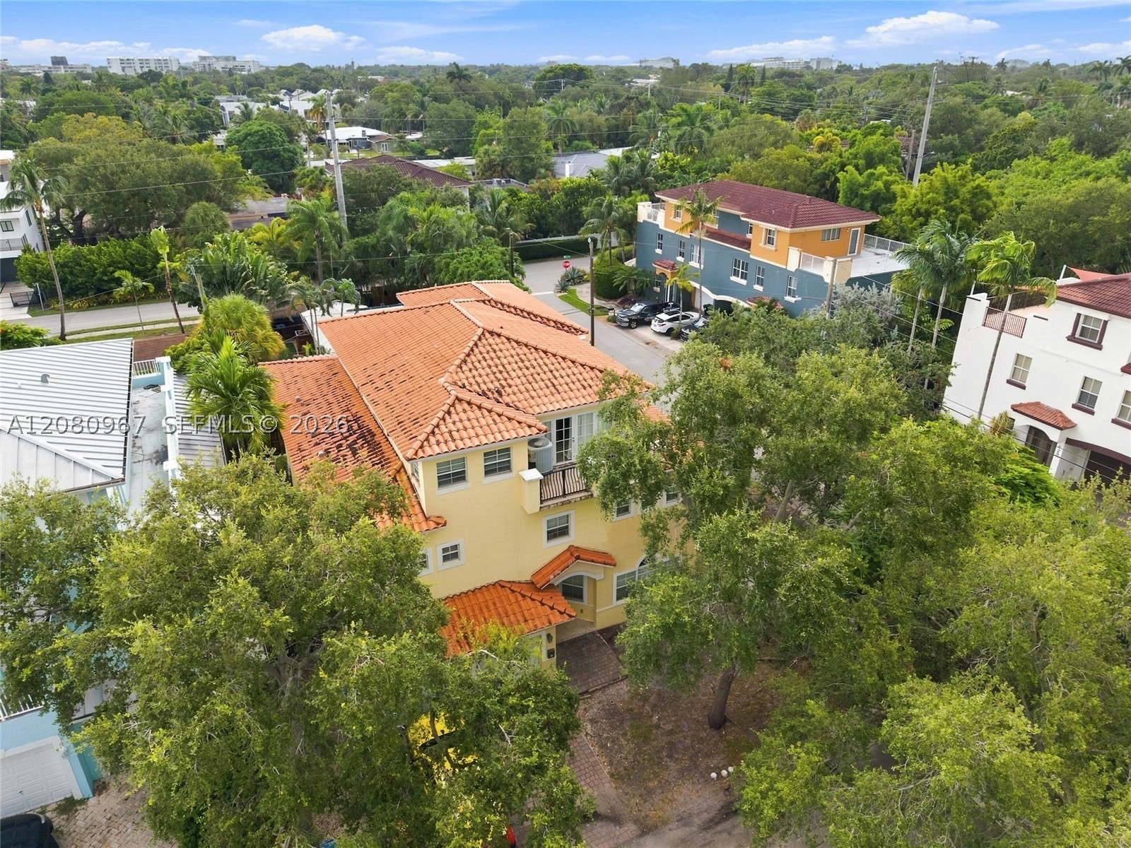 913 SW 8th St #2, Fort Lauderdale FL 33315