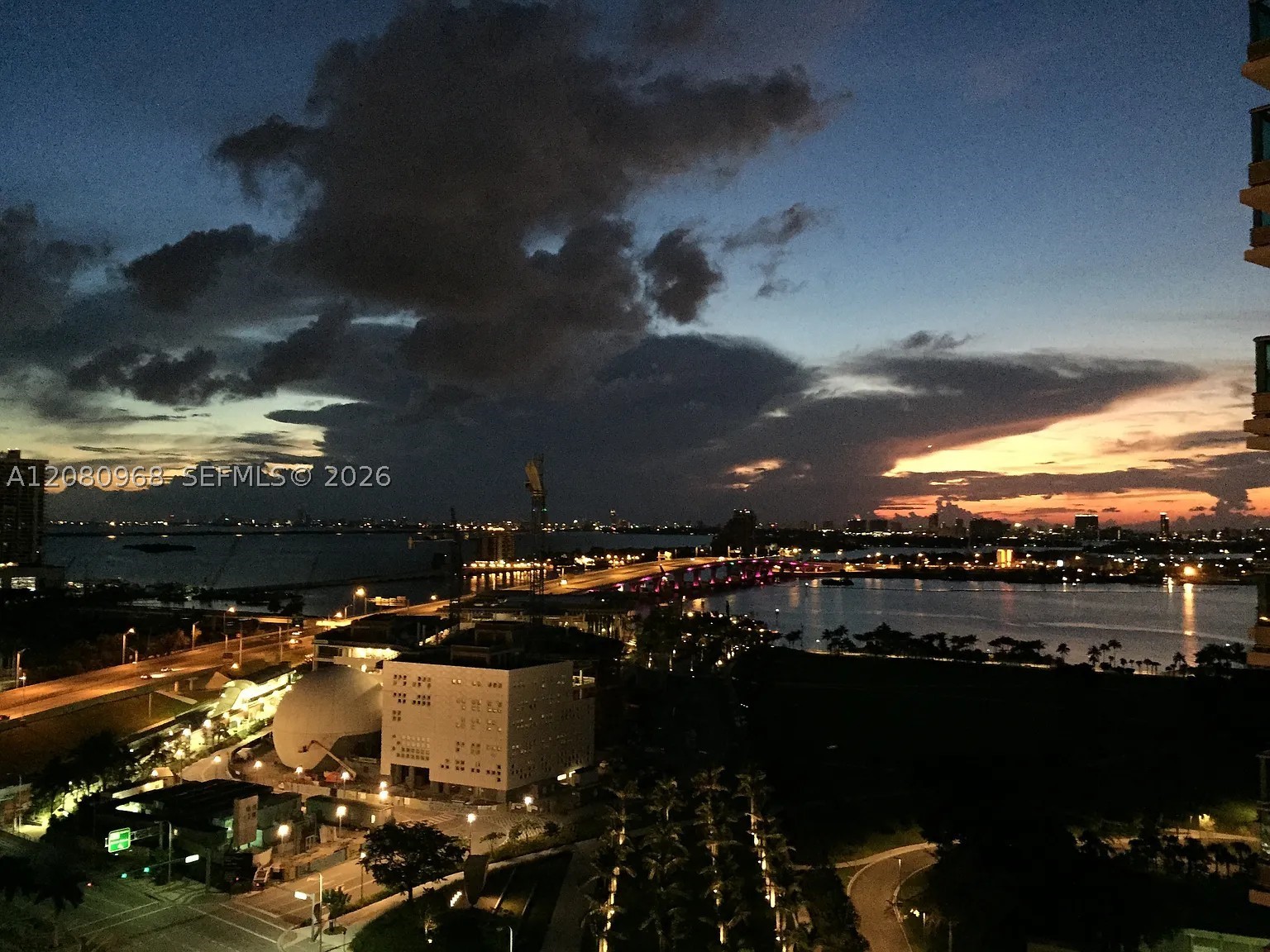 900 Biscayne Blvd #2112, Miami FL 33132
