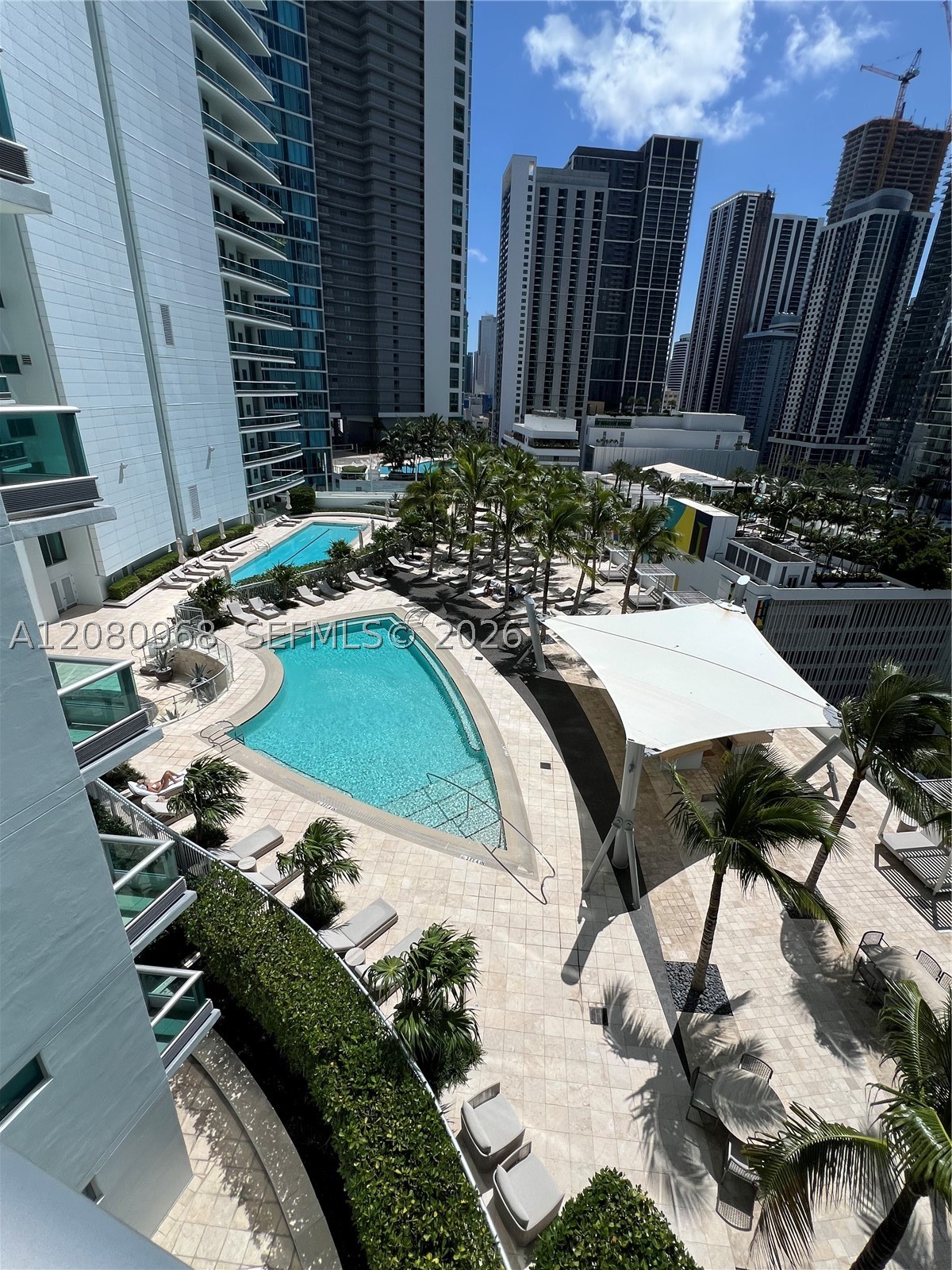 900 Biscayne Blvd #2112, Miami FL 33132