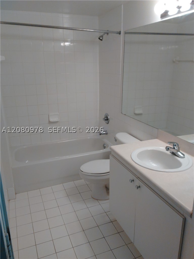 5091 NW 7 ST #402, Miami FL 33126