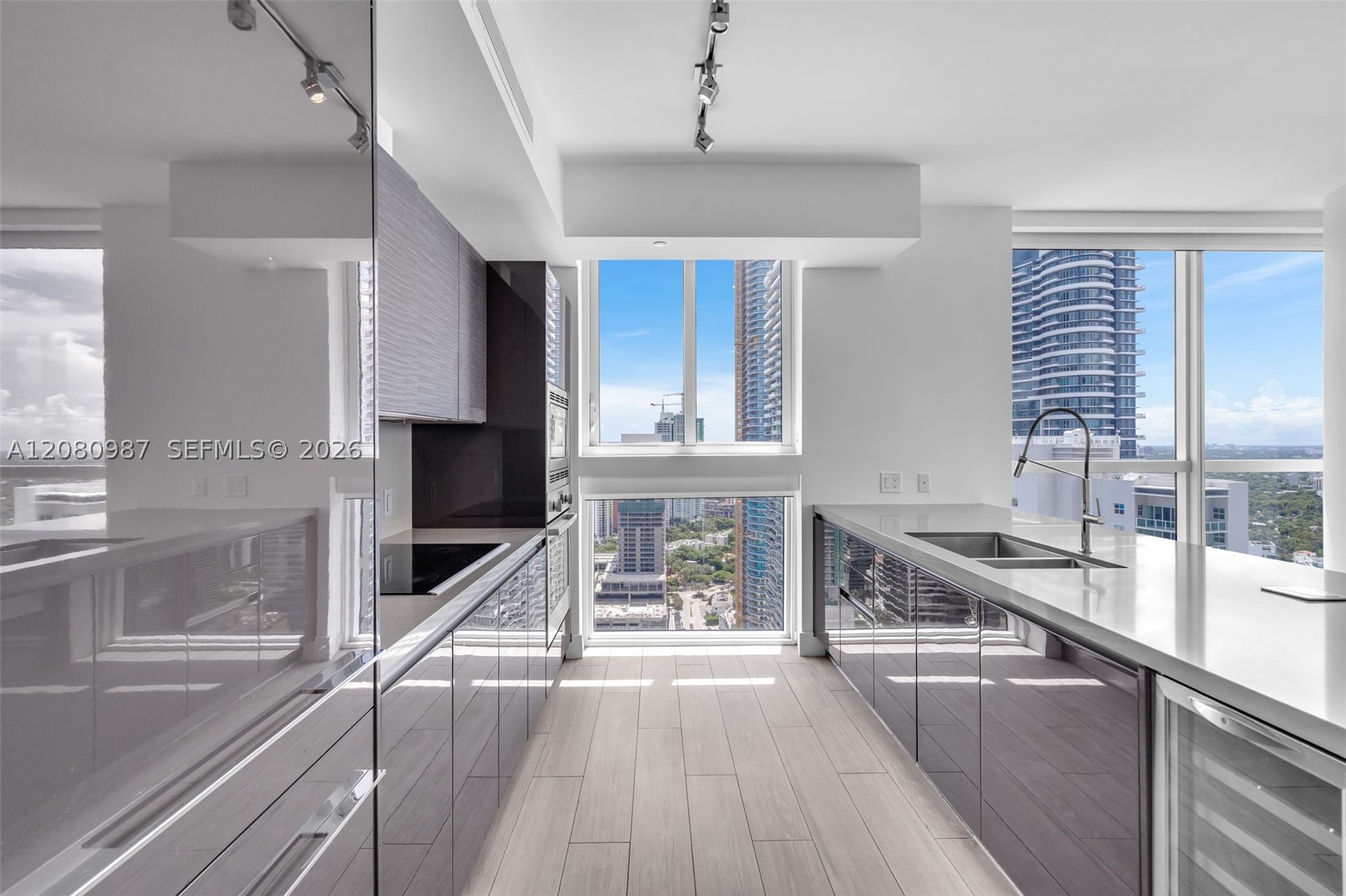 1080 Brickell Ave #3801, Miami FL 33131