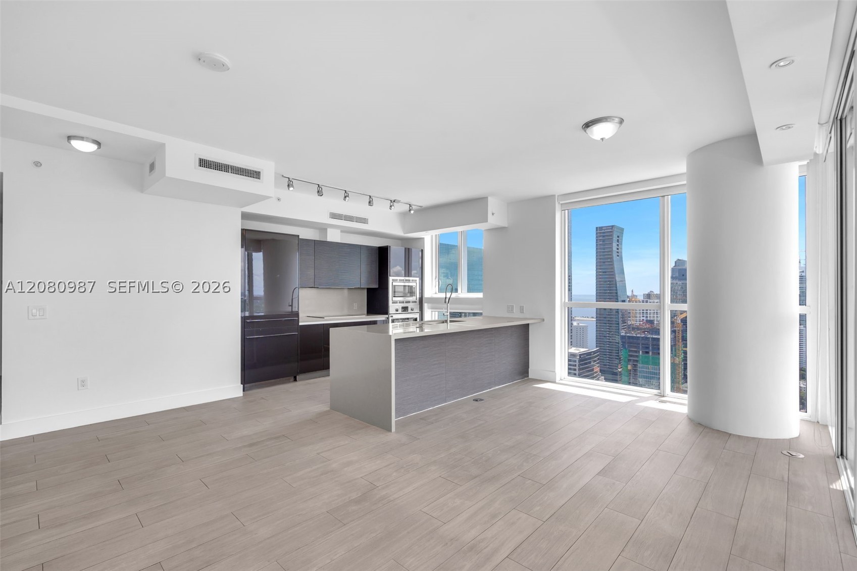 1080 Brickell Ave #3801, Miami FL 33131