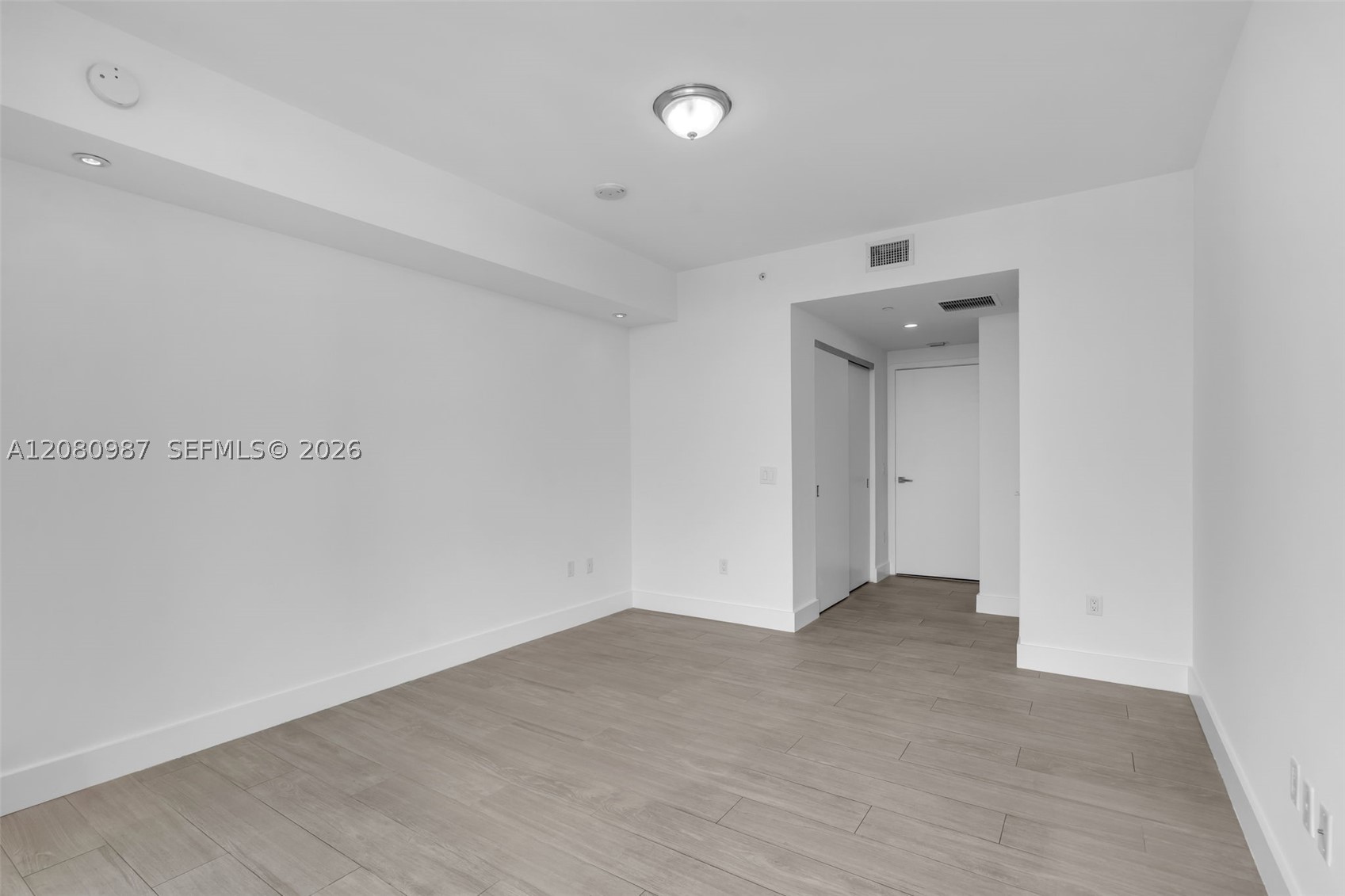 1080 Brickell Ave #3801, Miami FL 33131