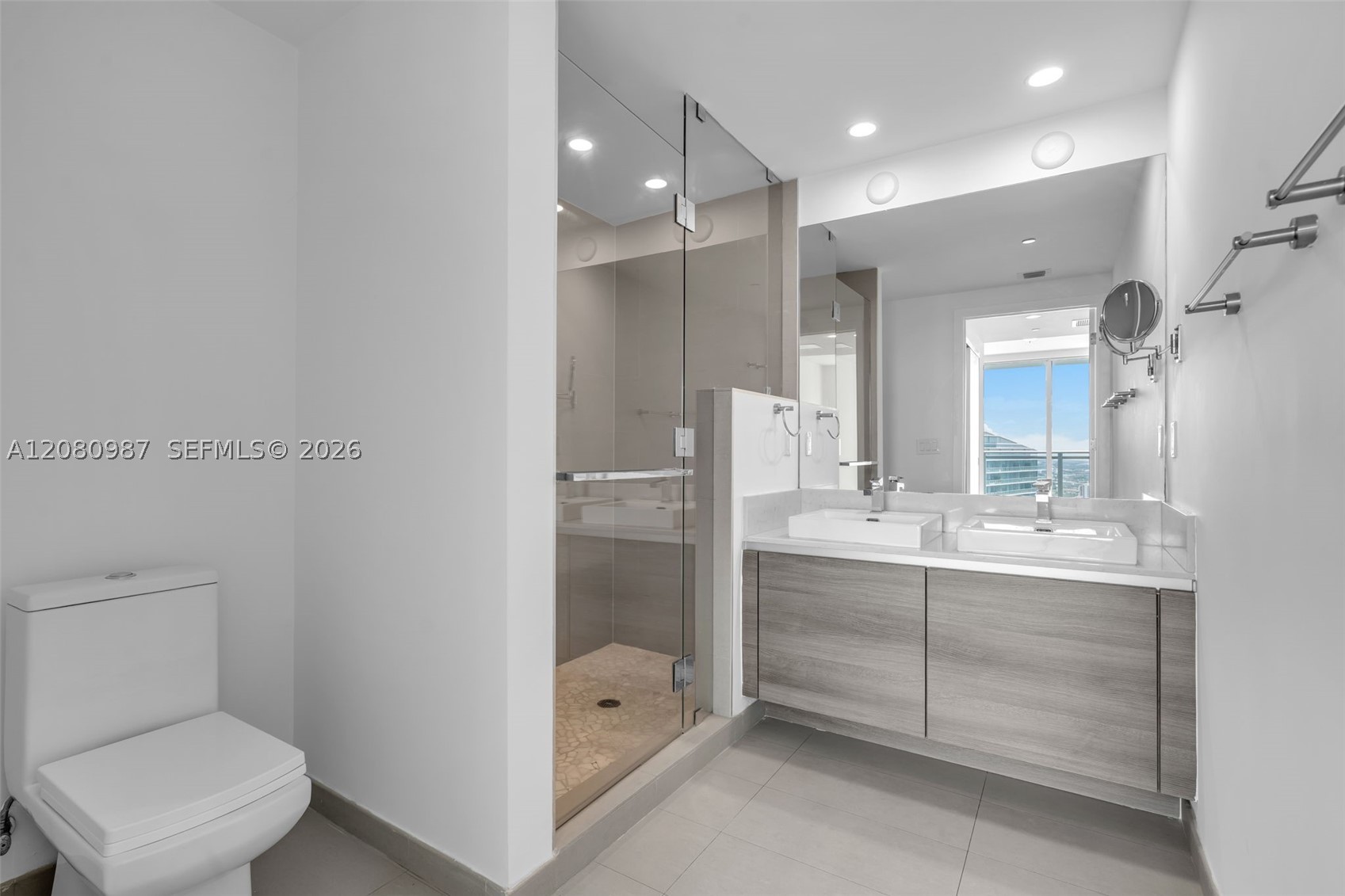 1080 Brickell Ave #3801, Miami FL 33131