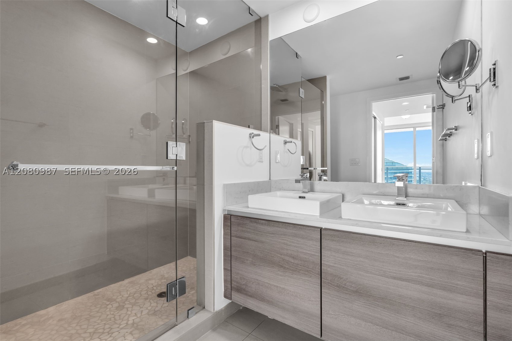 1080 Brickell Ave #3801, Miami FL 33131