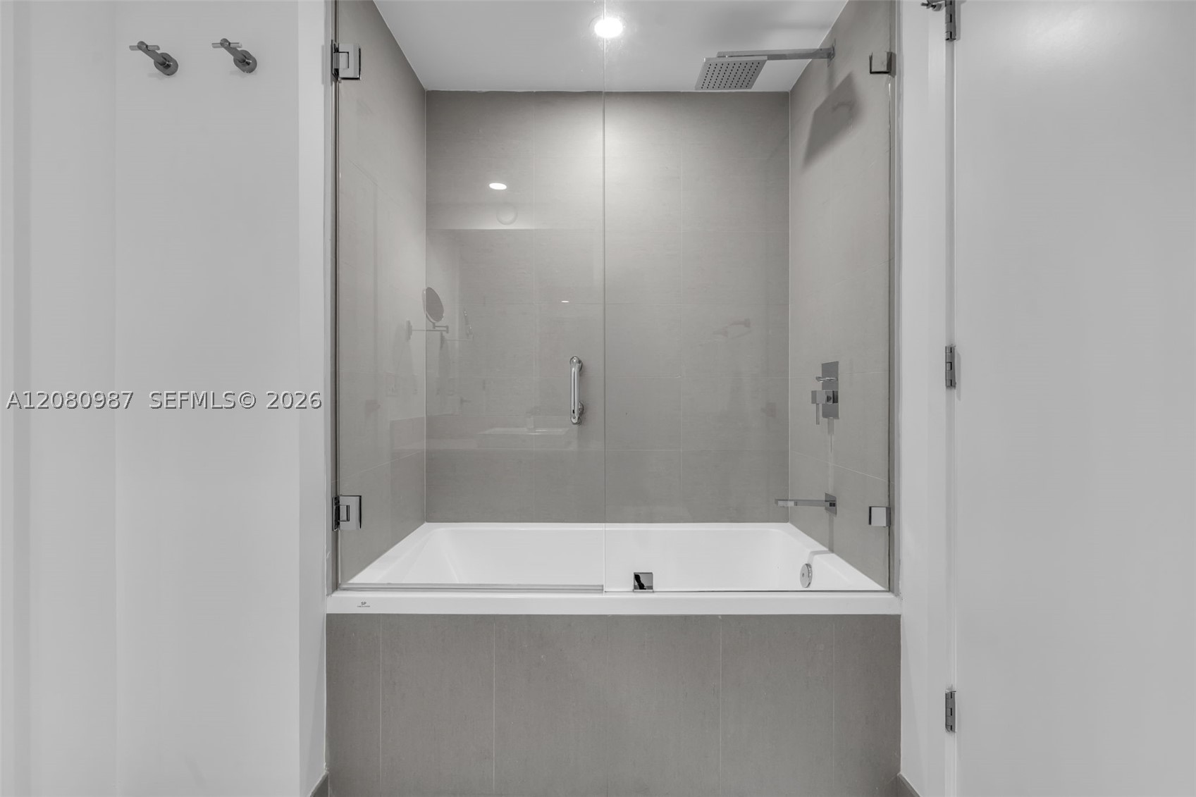 1080 Brickell Ave #3801, Miami FL 33131