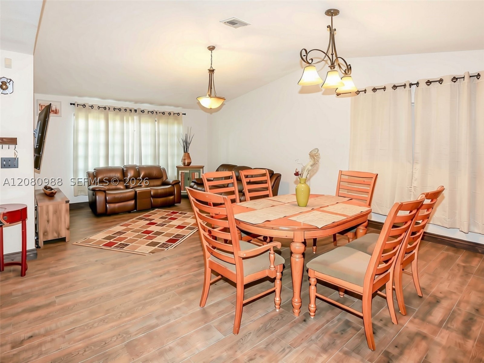 635 NE 3rd St, Dania Beach FL 33004