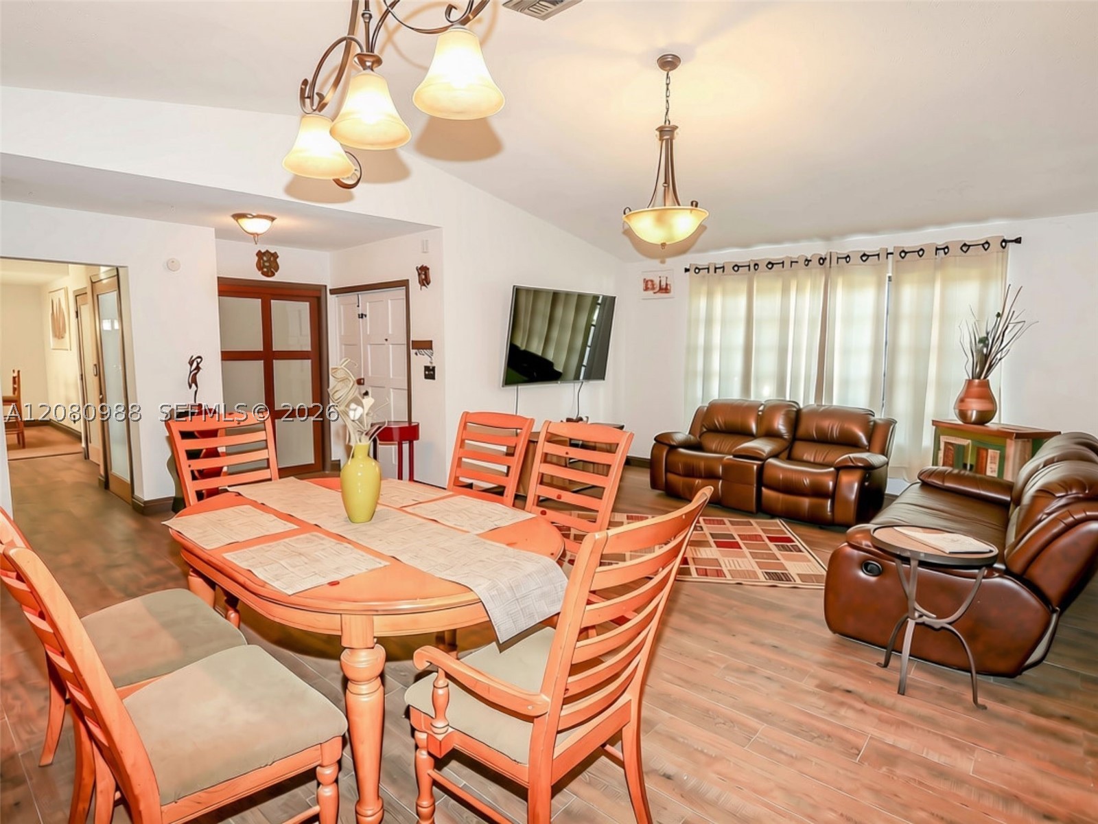 635 NE 3rd St, Dania Beach FL 33004
