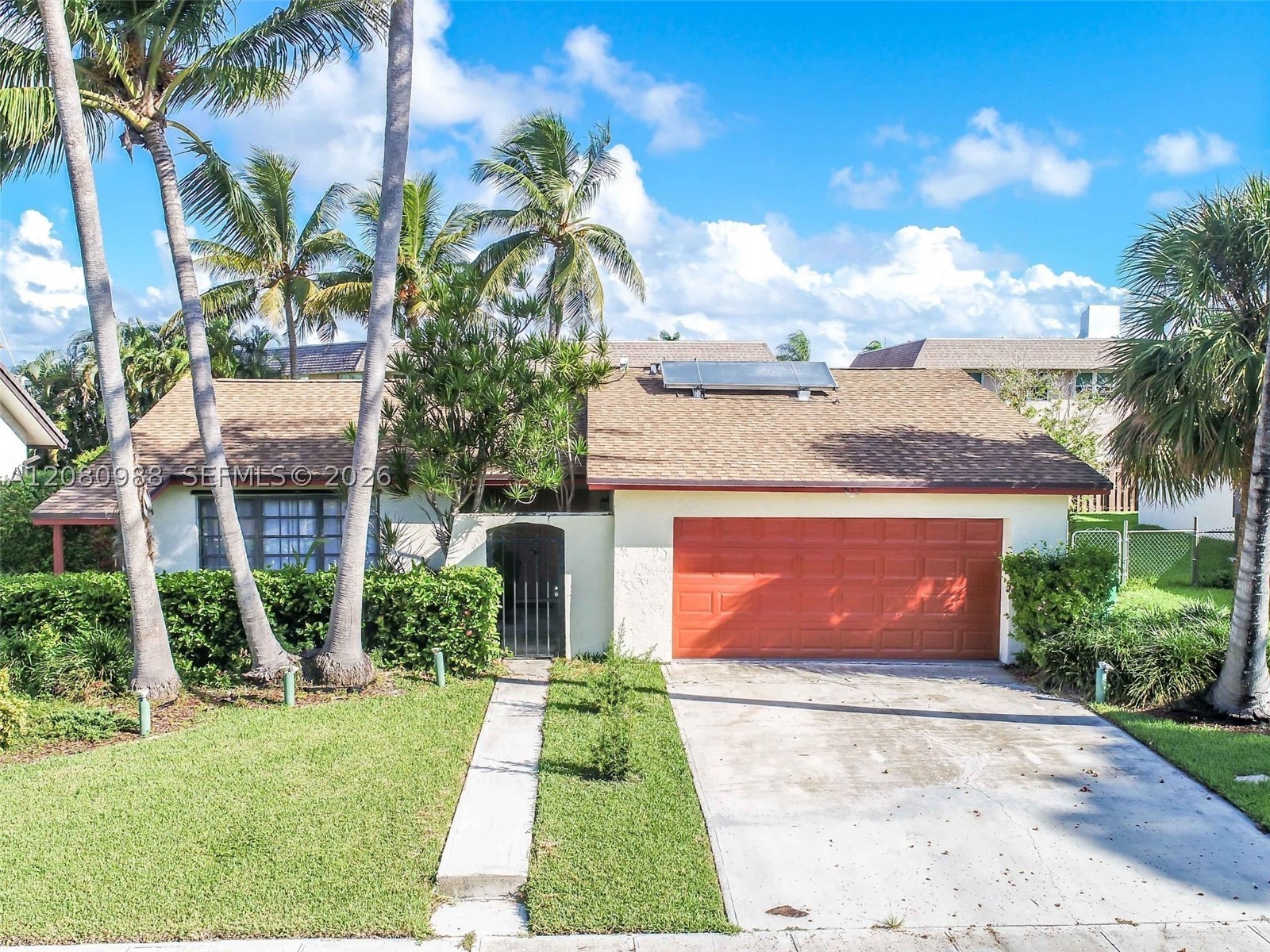 635 NE 3rd St, Dania Beach FL 33004
