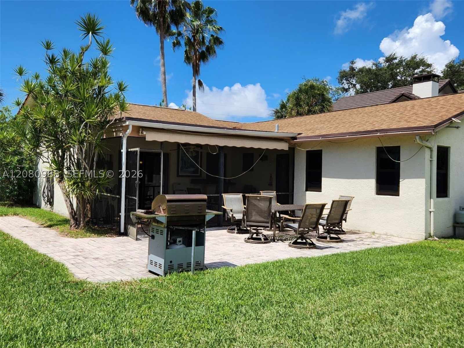 635 NE 3rd St, Dania Beach FL 33004