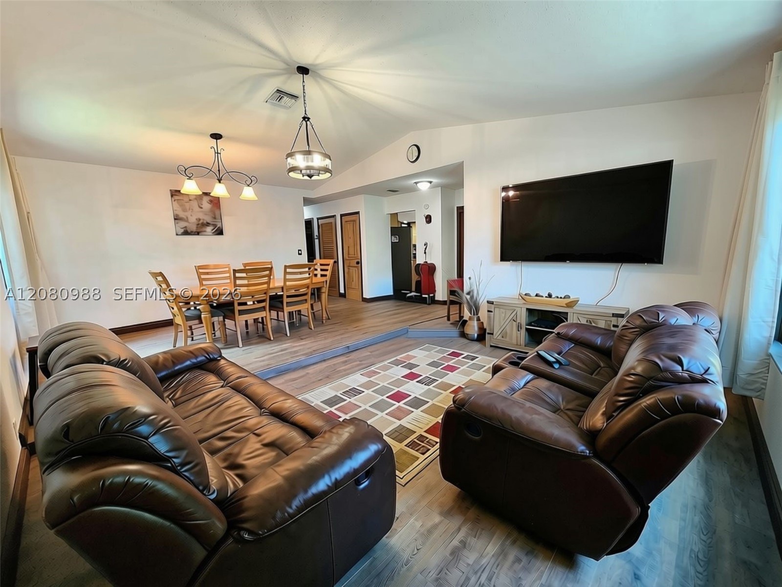 635 NE 3rd St, Dania Beach FL 33004