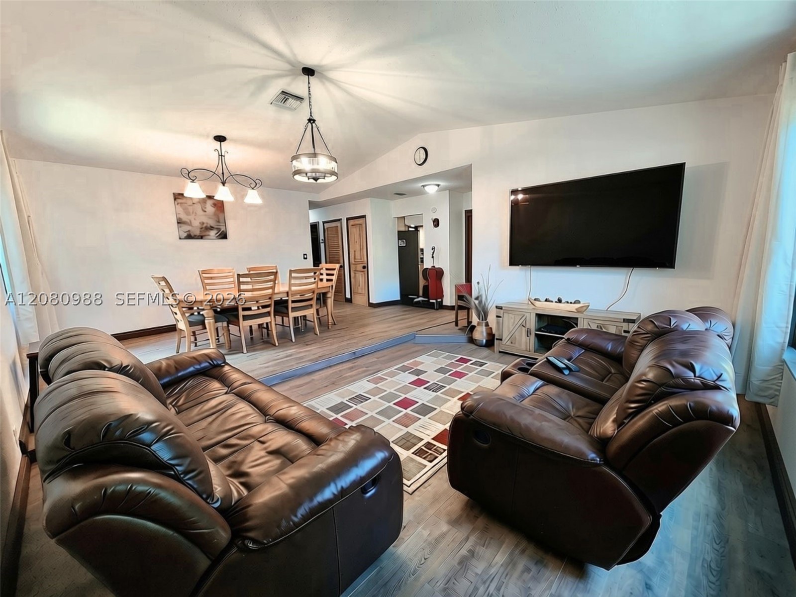 635 NE 3rd St, Dania Beach FL 33004