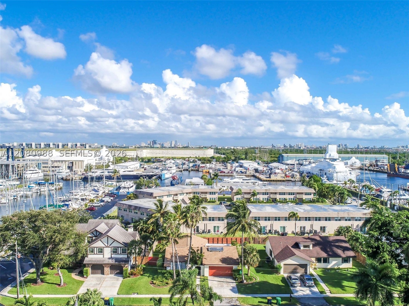 635 NE 3rd St, Dania Beach FL 33004
