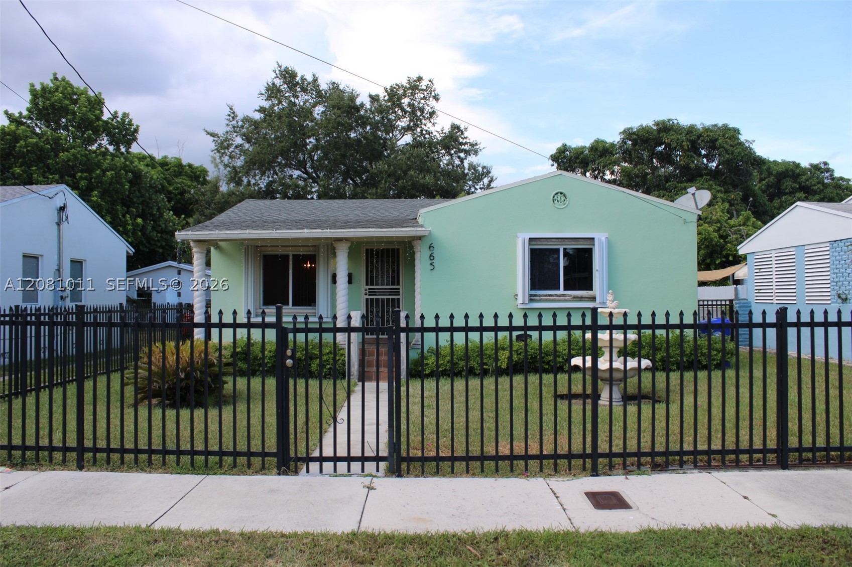 665 NW 50th St, Miami FL 33127
