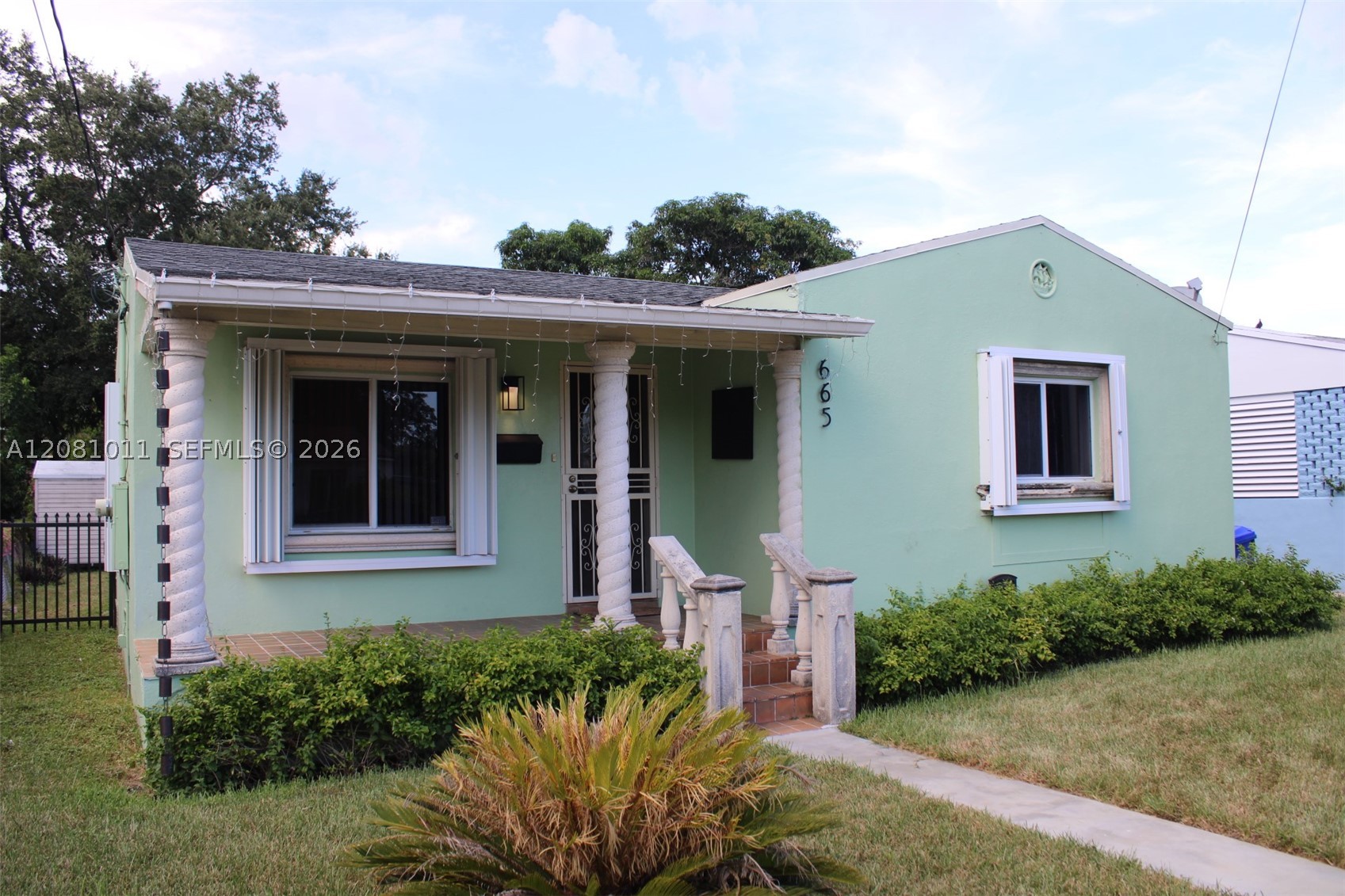 665 NW 50th St, Miami FL 33127