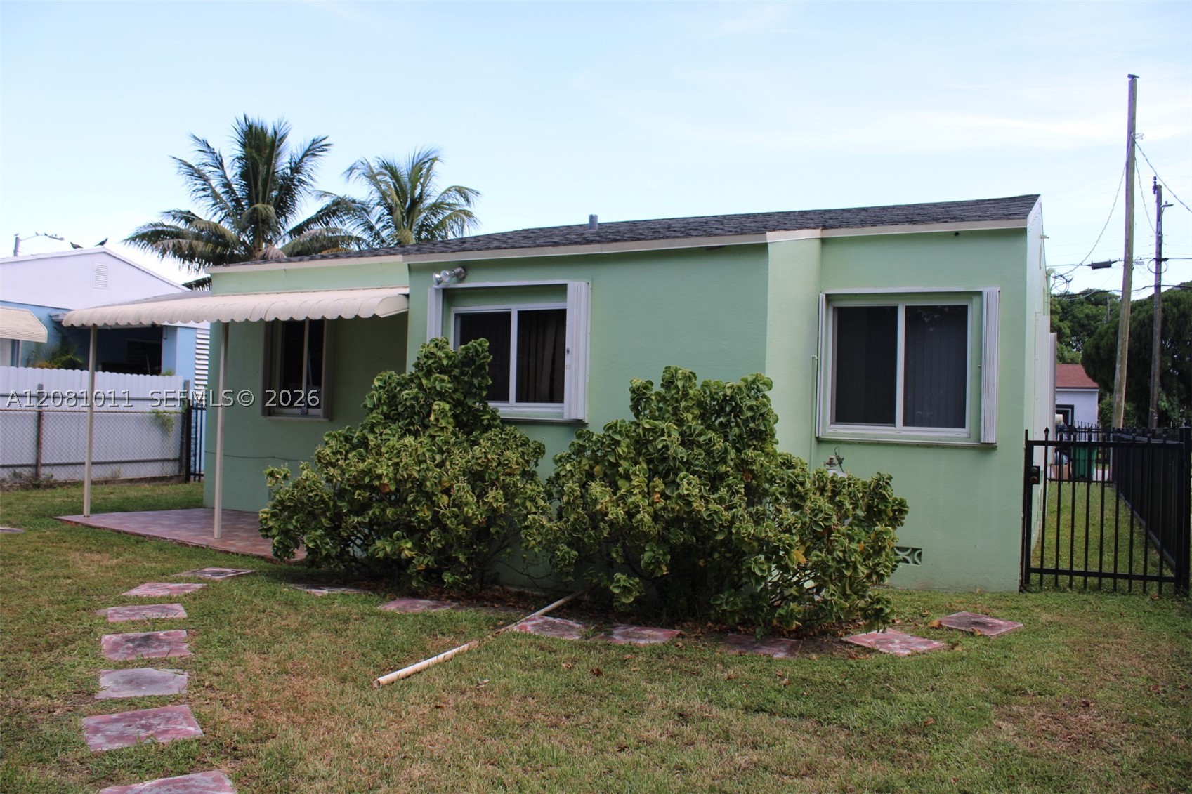 665 NW 50th St, Miami FL 33127