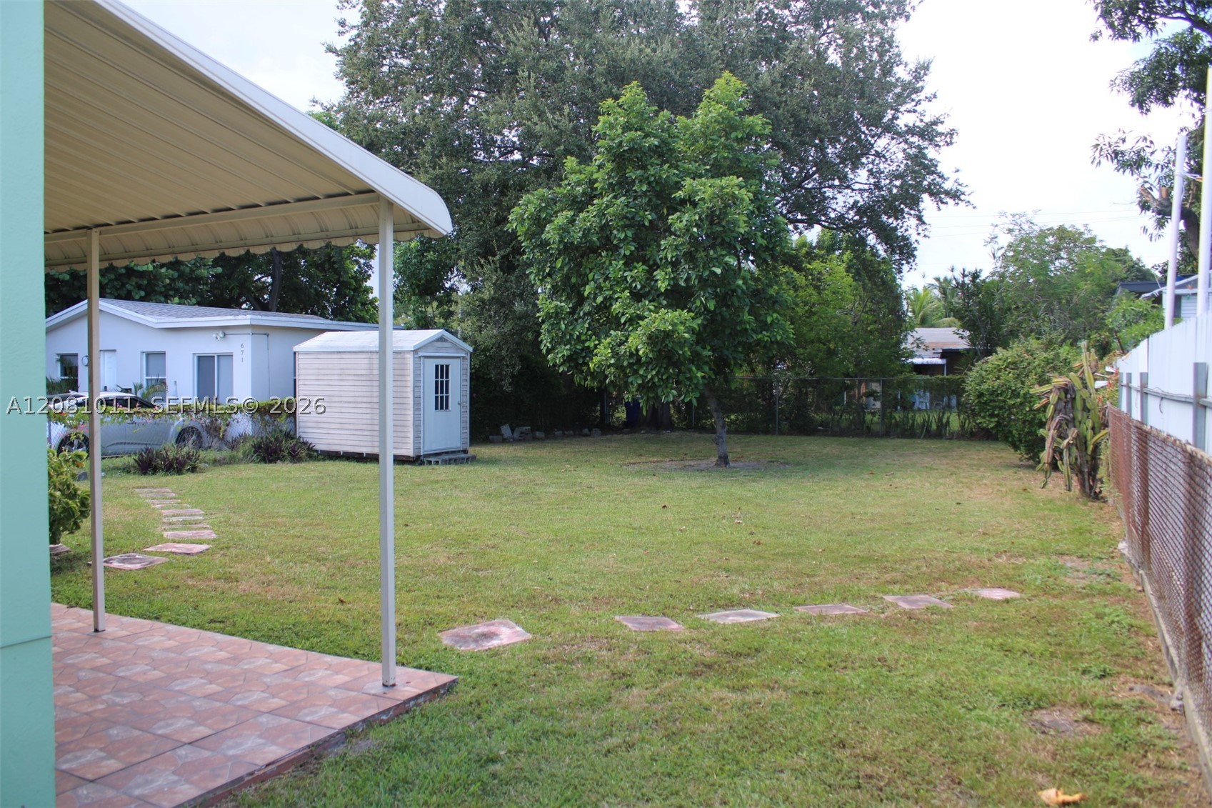 665 NW 50th St, Miami FL 33127