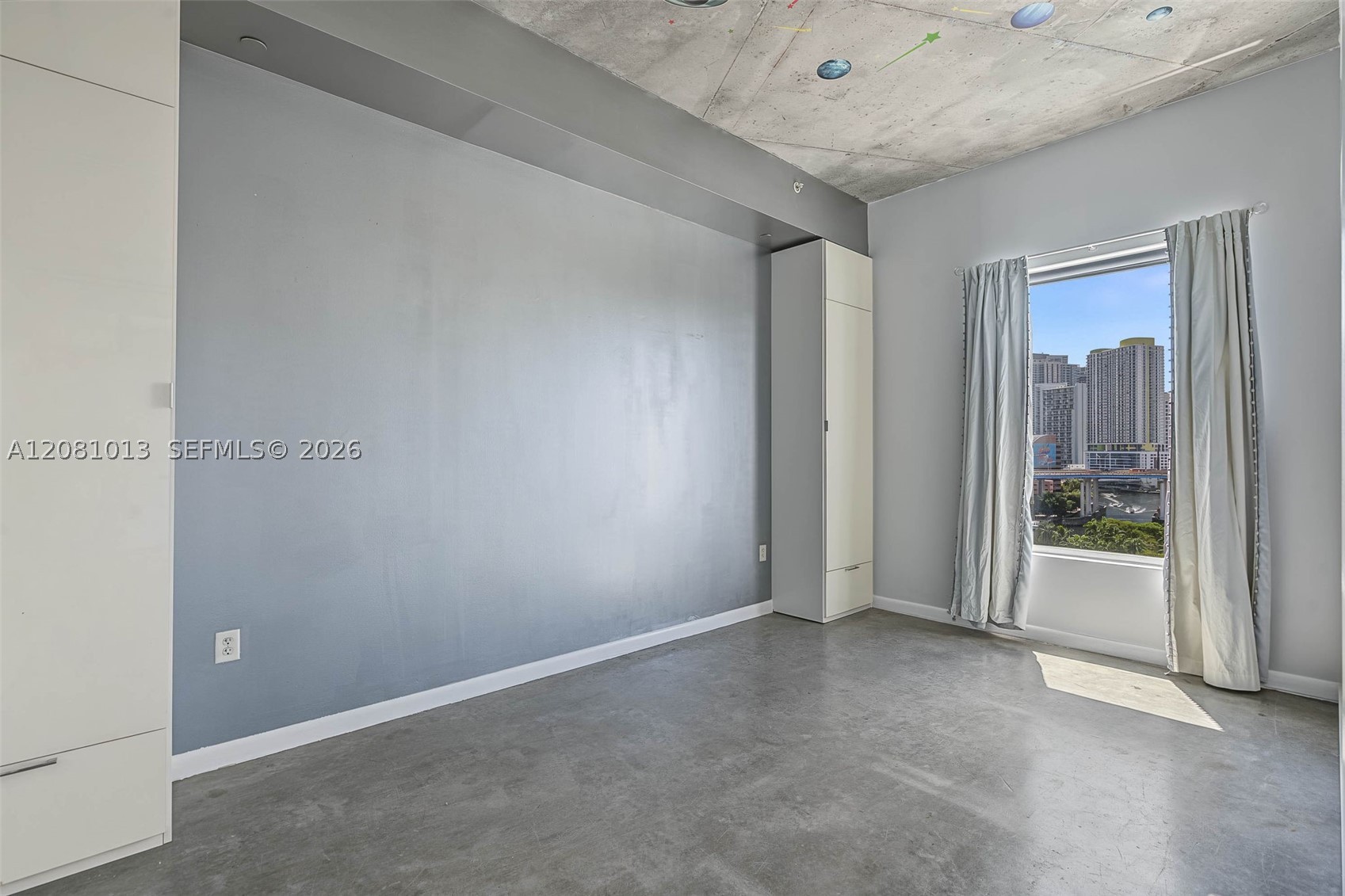 10 SW South River Dr #1106, Miami FL 33130