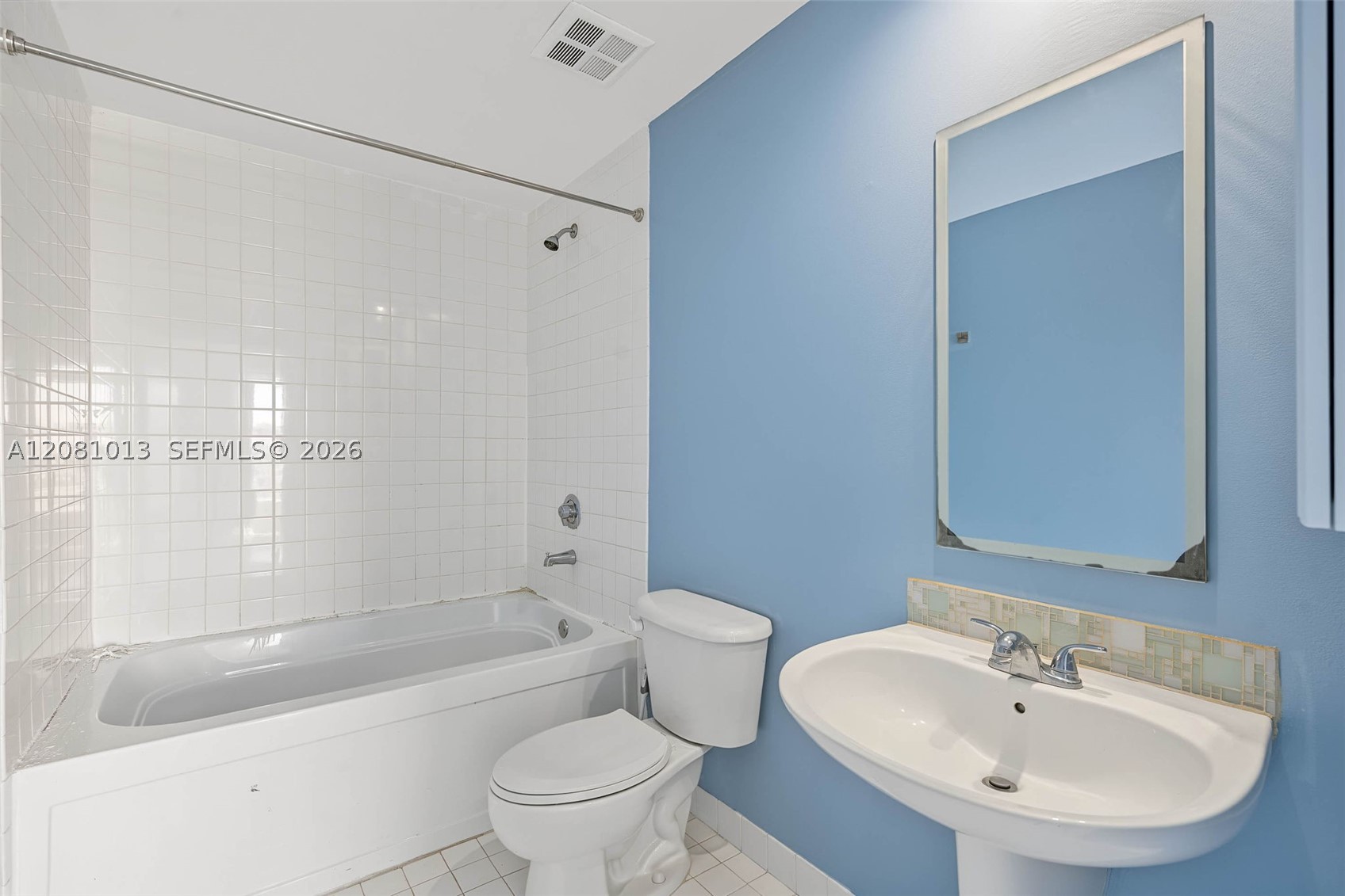 10 SW South River Dr #1106, Miami FL 33130