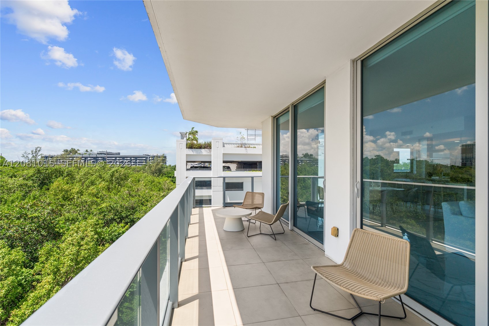 17111 Biscayne Blvd #402, North Miami Beach FL 33160